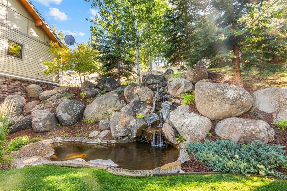 Clancy, Montana, 59634, United States, 6 Bedrooms Bedrooms, ,5 BathroomsBathrooms,Residential,For Sale,1873825