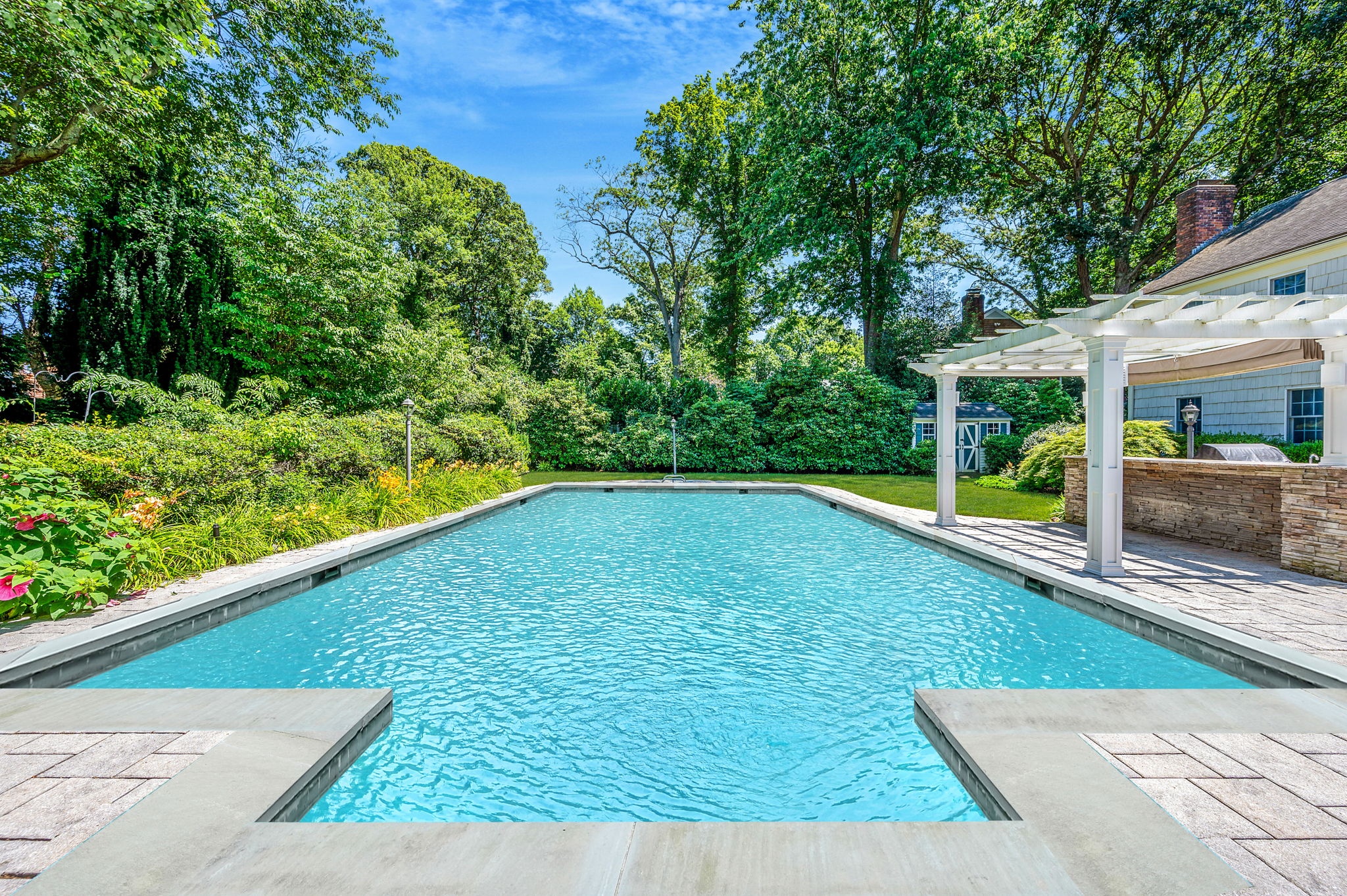 Mount Sinai, New York, 11766, United States, 4 Bedrooms Bedrooms, ,3 BathroomsBathrooms,Residential,For Sale,1924395