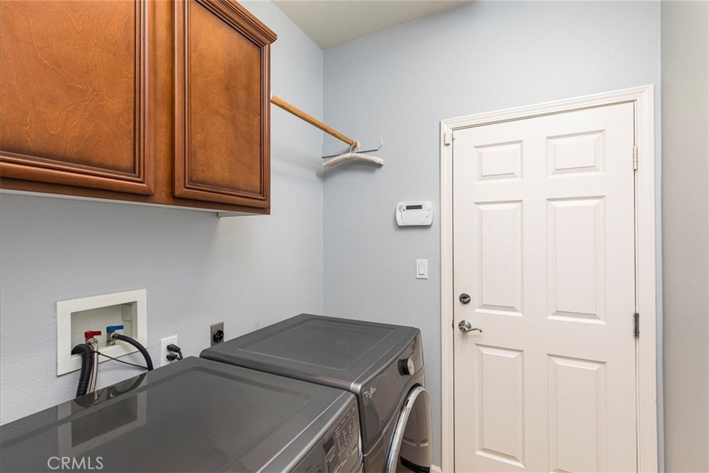 Corona, California, 92883, United States, 2 Bedrooms Bedrooms, ,2 BathroomsBathrooms,Residential,For Sale,2007752