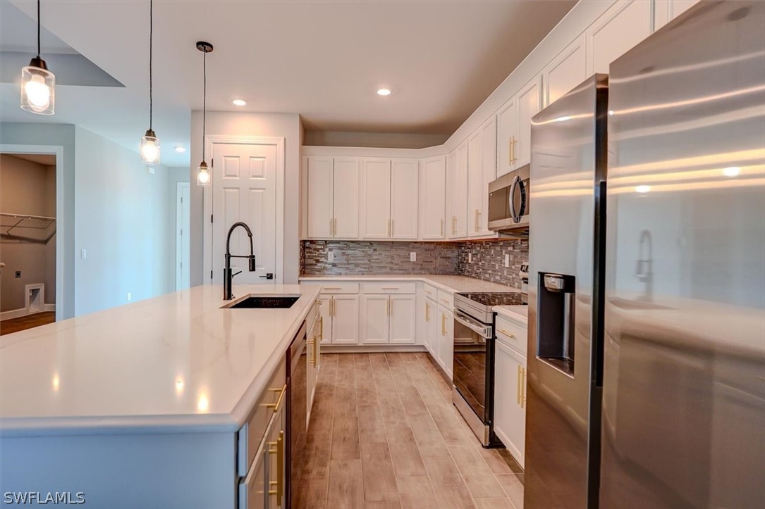 Cape Coral, Florida, 33991, United States, 4 Bedrooms Bedrooms, ,2 BathroomsBathrooms,Residential,For Sale,1928799