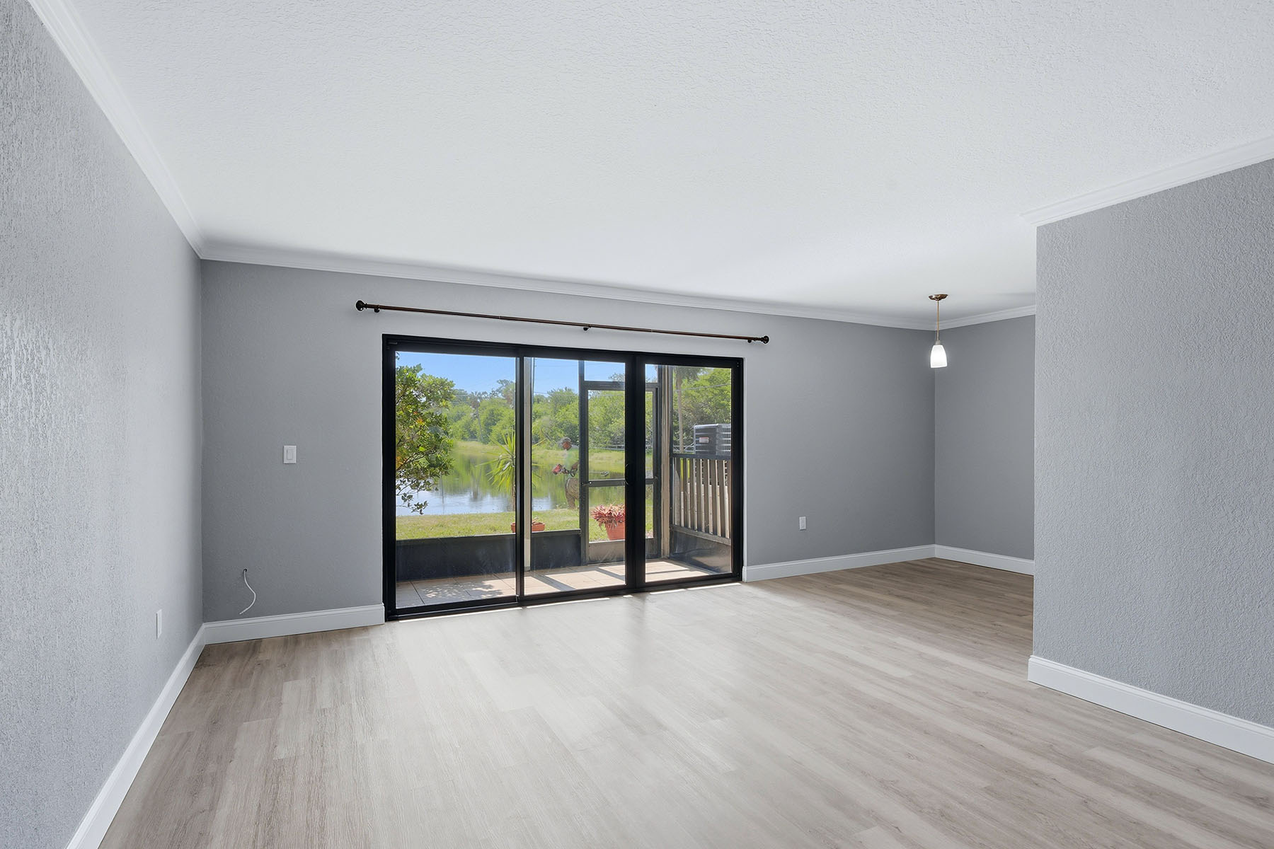  PEPPERTREE VILLAGE CONDO - 物件實景