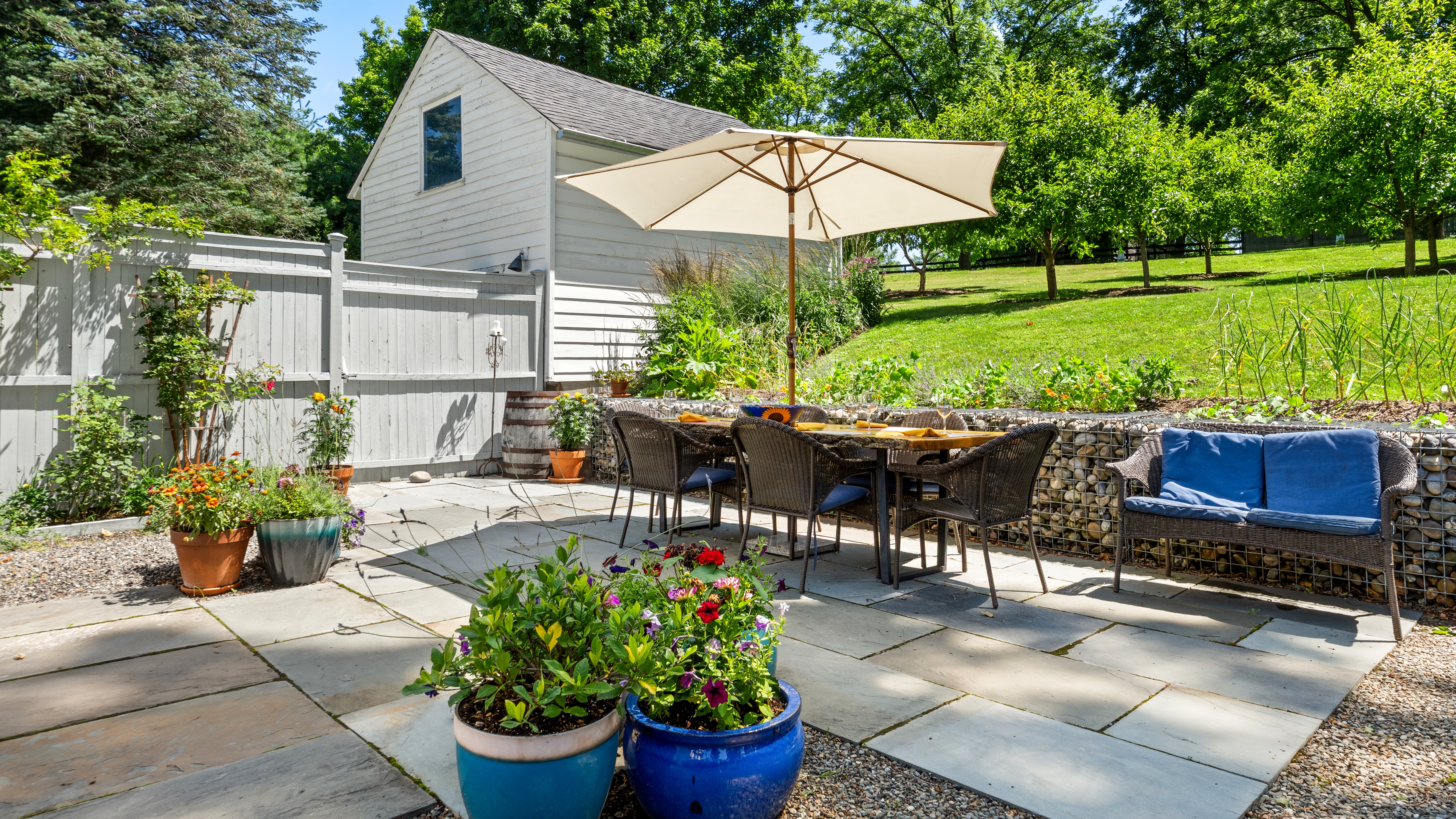 Historic 1860 Farmhouse  Incredible Catskill Views & Bluestone Gardens - 物件實景