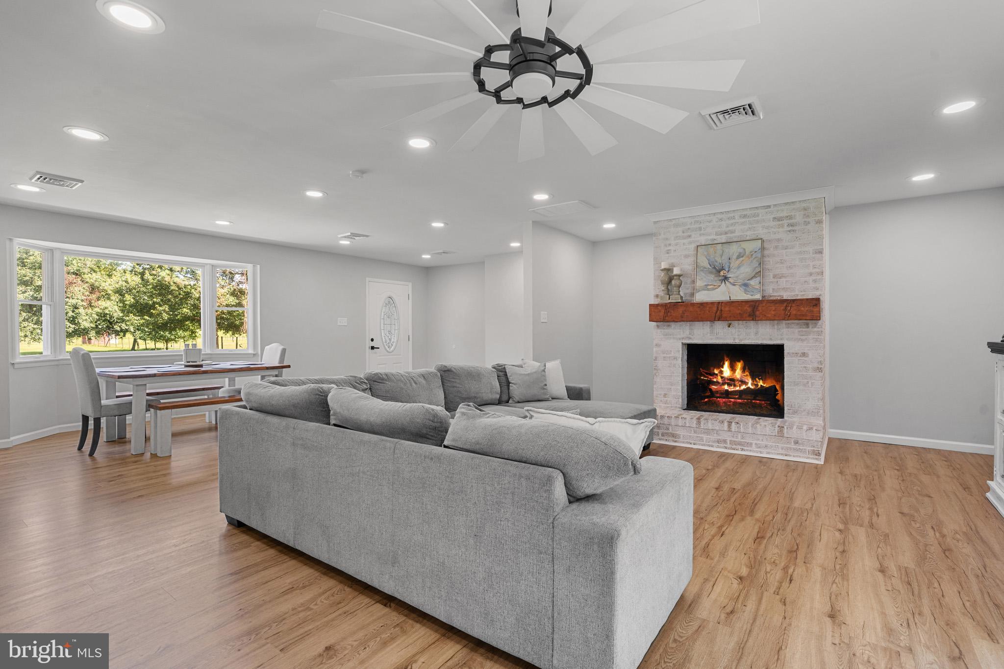 Hollywood, Maryland, 20636, United States, 3 Bedrooms Bedrooms, ,2 BathroomsBathrooms,Residential,For Sale,1935690