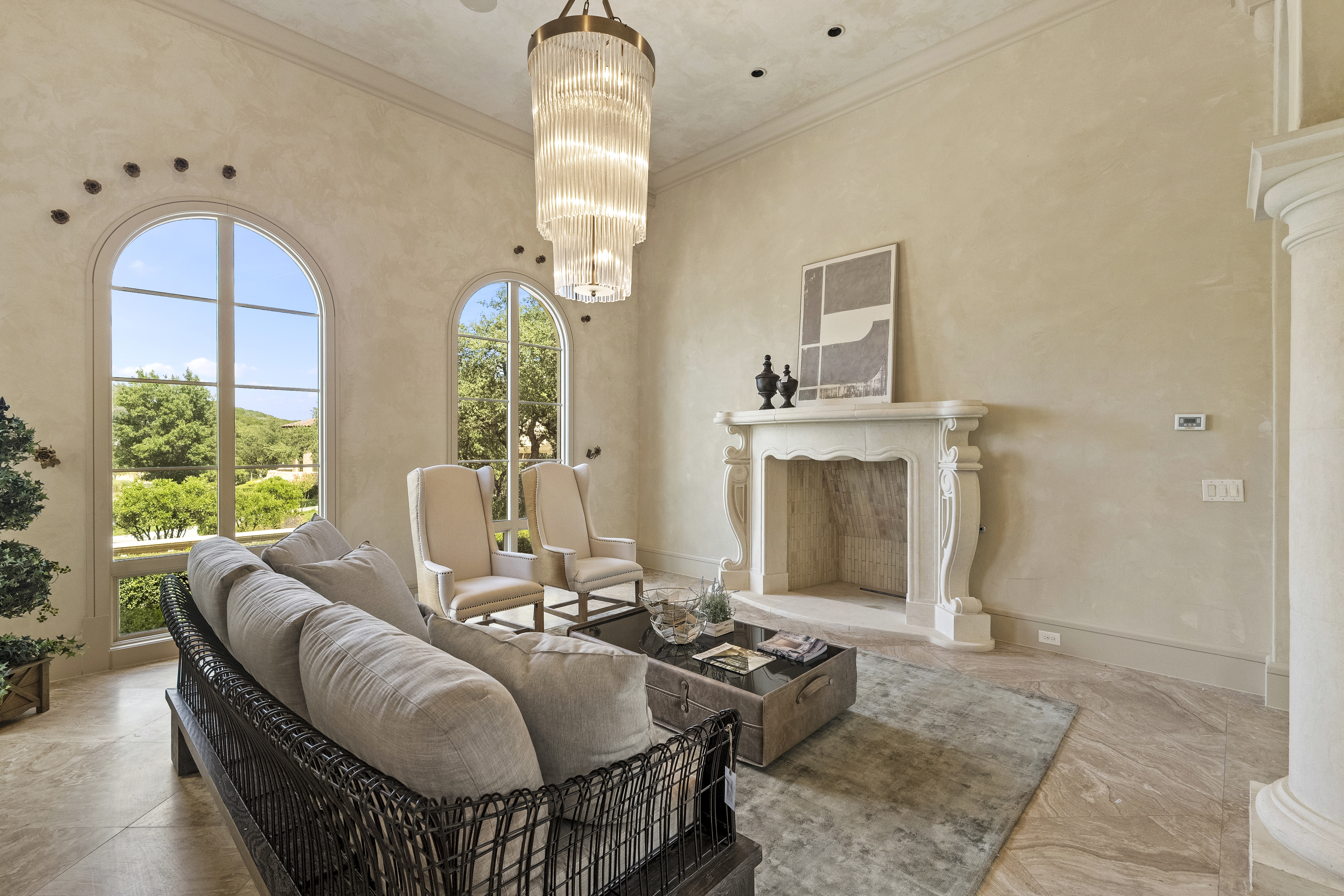  Mediterranean Style Estate in The Dominion - 物件實景