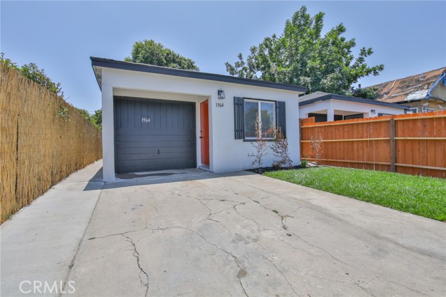 Los Angeles, California, 90059, United States, 2 Bedrooms Bedrooms, ,1 BathroomBathrooms,Residential,For Sale,1974329