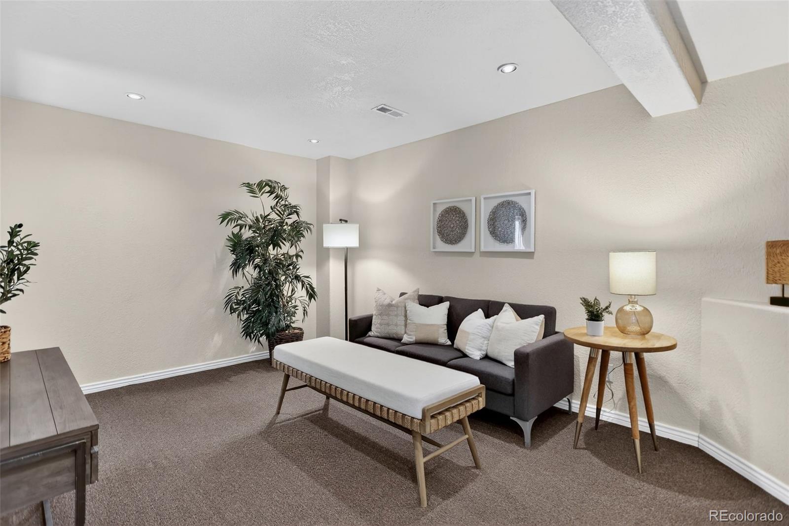 Lakewood, Colorado, 80232, United States, 3 Bedrooms Bedrooms, ,4 BathroomsBathrooms,Residential,For Sale,1941037