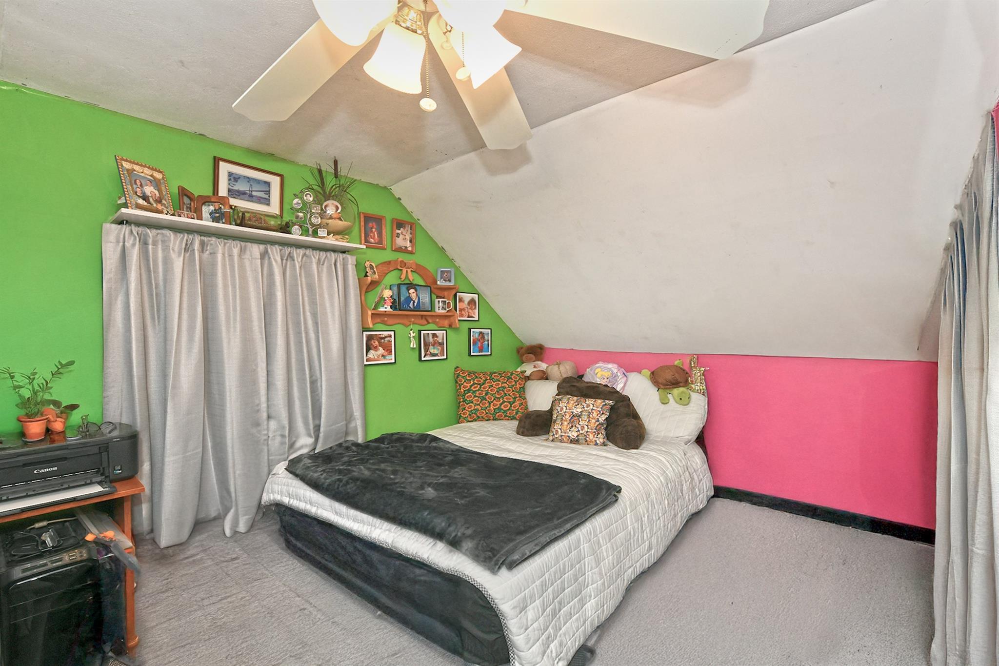 Levittown, New York, 11756, United States, 3 Bedrooms Bedrooms, ,1 BathroomBathrooms,Residential,For Sale,1737239