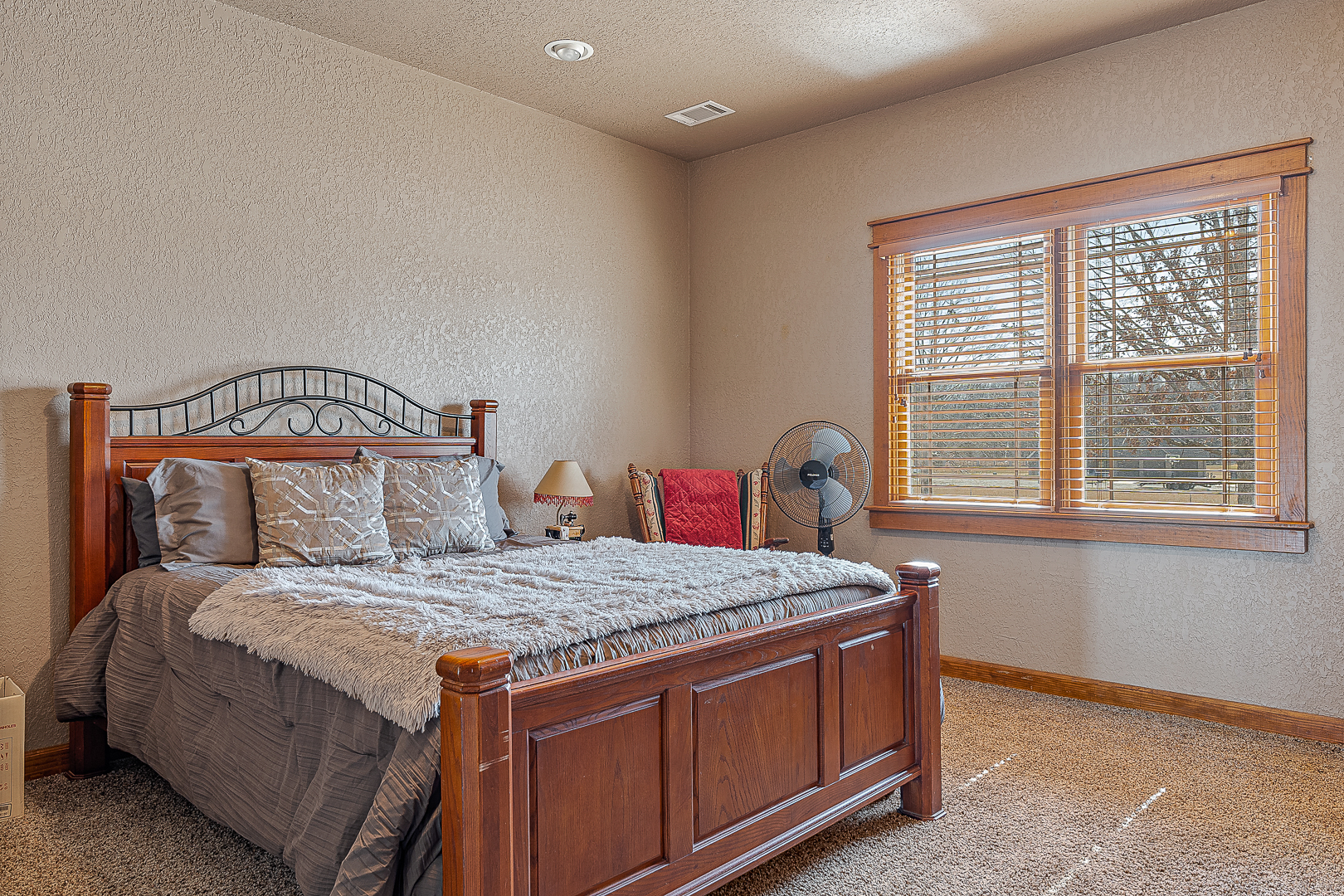 Jonesboro, Arkansas, 72405, United States, 4 Bedrooms Bedrooms, ,3 BathroomsBathrooms,Residential,For Sale,1942326