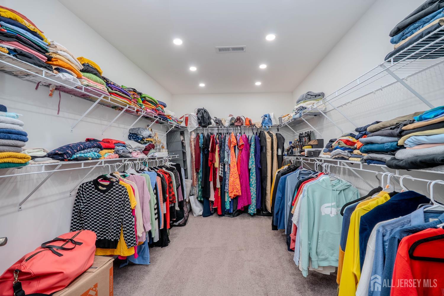 Monroe, New Jersey, 08831, United States, 5 Bedrooms Bedrooms, ,4 BathroomsBathrooms,Residential,For Sale,1987406