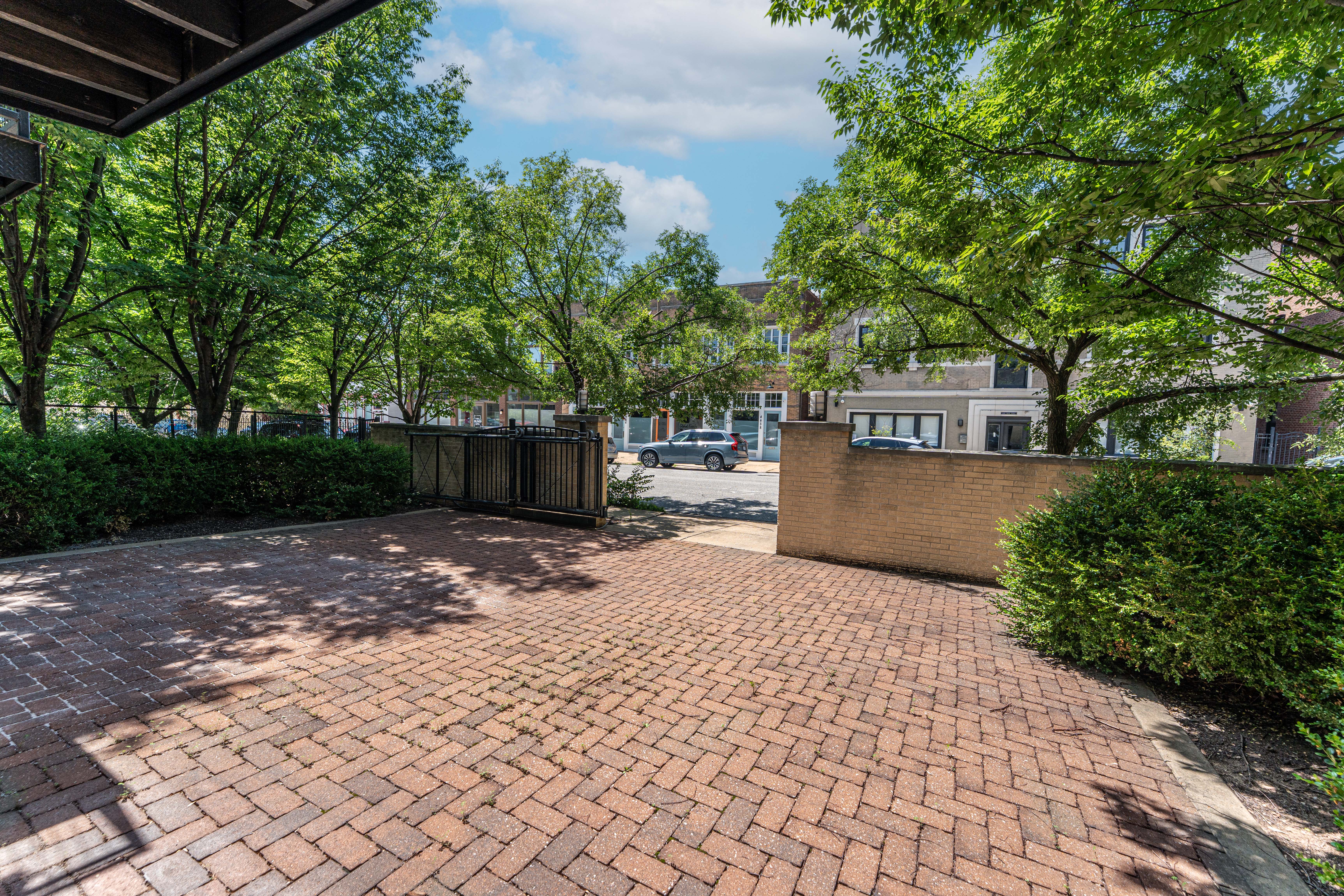 Contemporary Townhome in the Heart of CWE - 物件實景