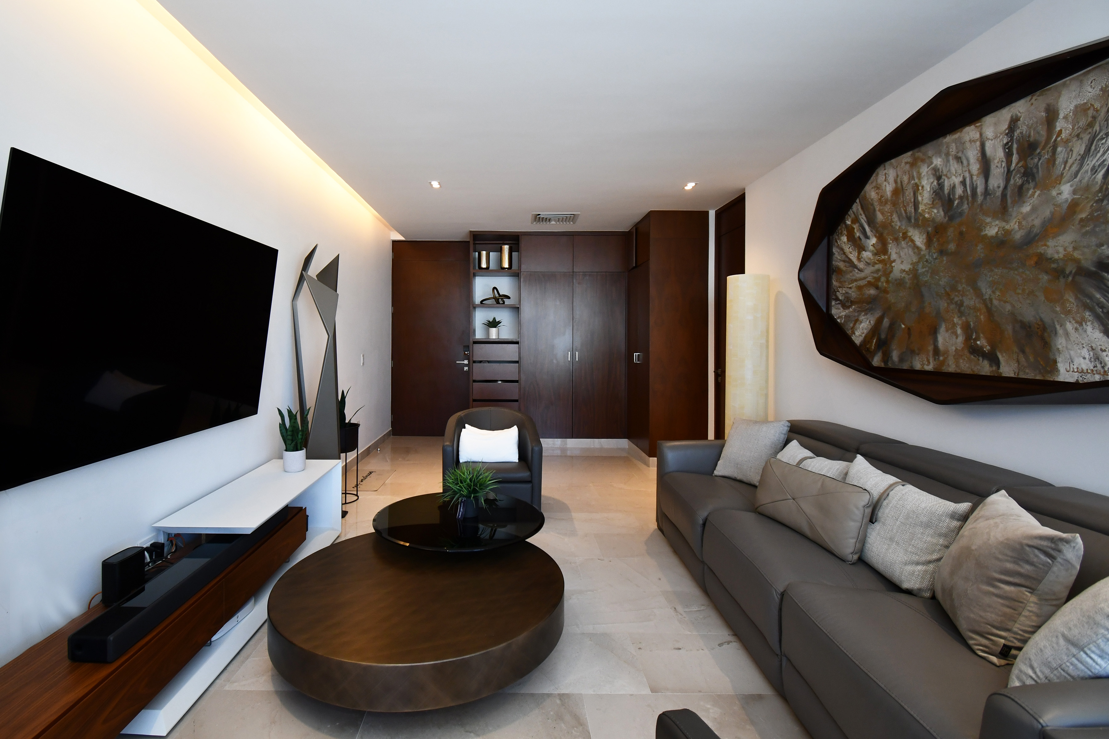  Three-Bedroom Blue Horizon Penthouse - 物件實景