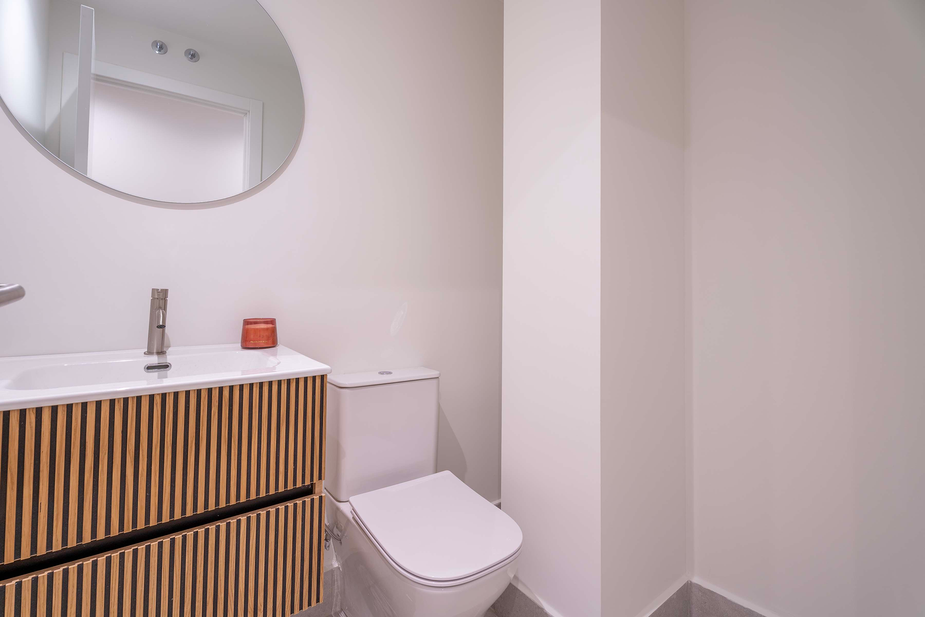  Renovated flat with 3 bedrooms, 4 bathrooms, and garage - 物件實景
