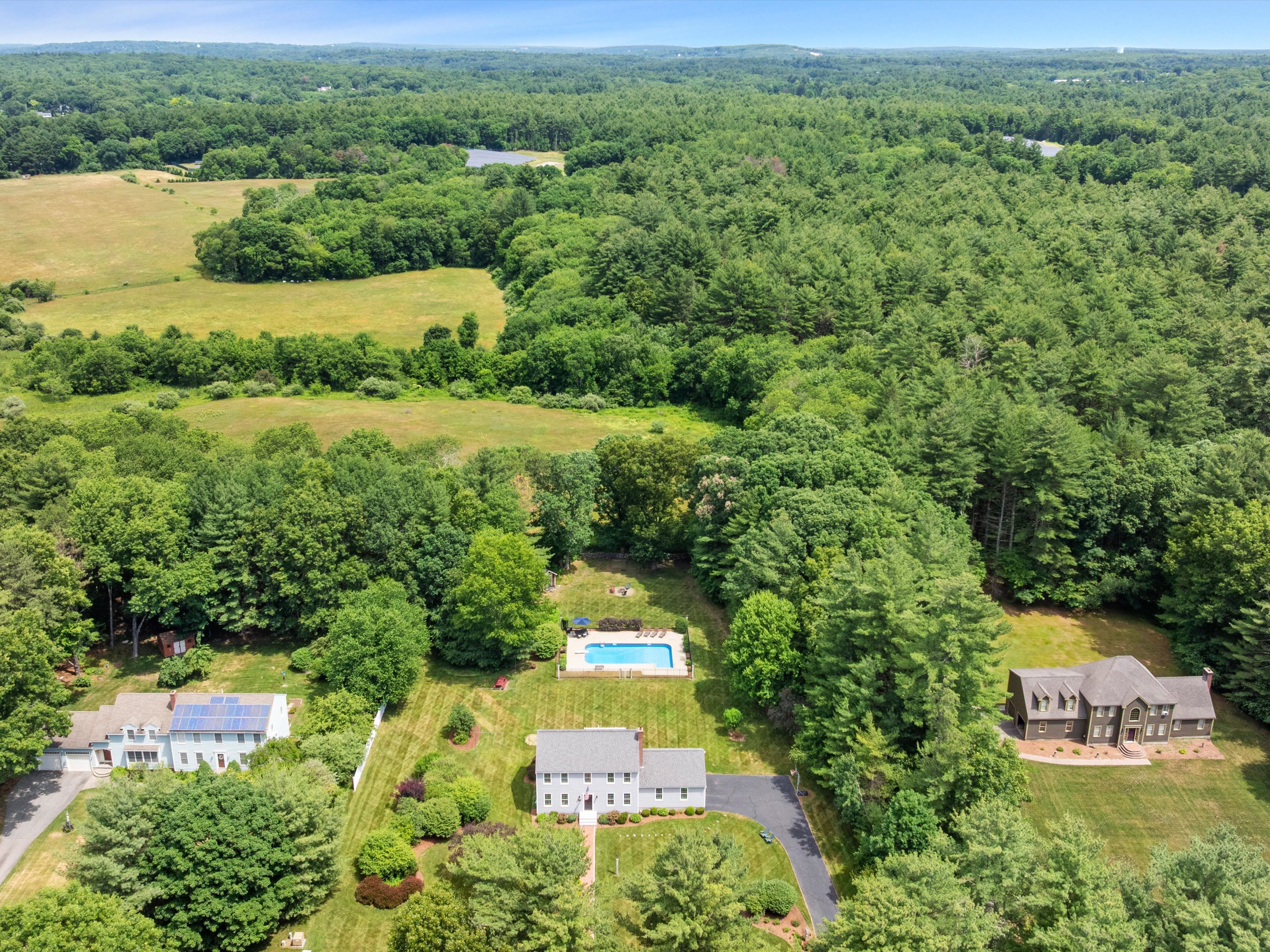  16 King Philip Path, Mendon, MA 01756 - 物件實景