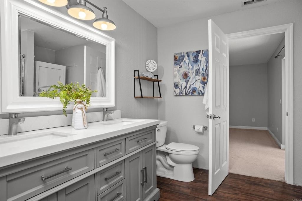 Valley Center, California, 92082, United States, 5 Bedrooms Bedrooms, ,4 BathroomsBathrooms,Residential,For Sale,1793964