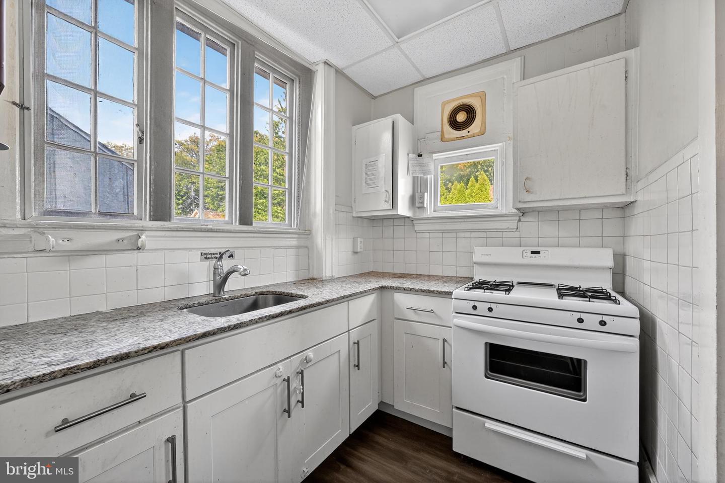 Havertown, Pennsylvania, 19083, United States, 6 Bedrooms Bedrooms, ,2 BathroomsBathrooms,Residential,For Sale,1960669