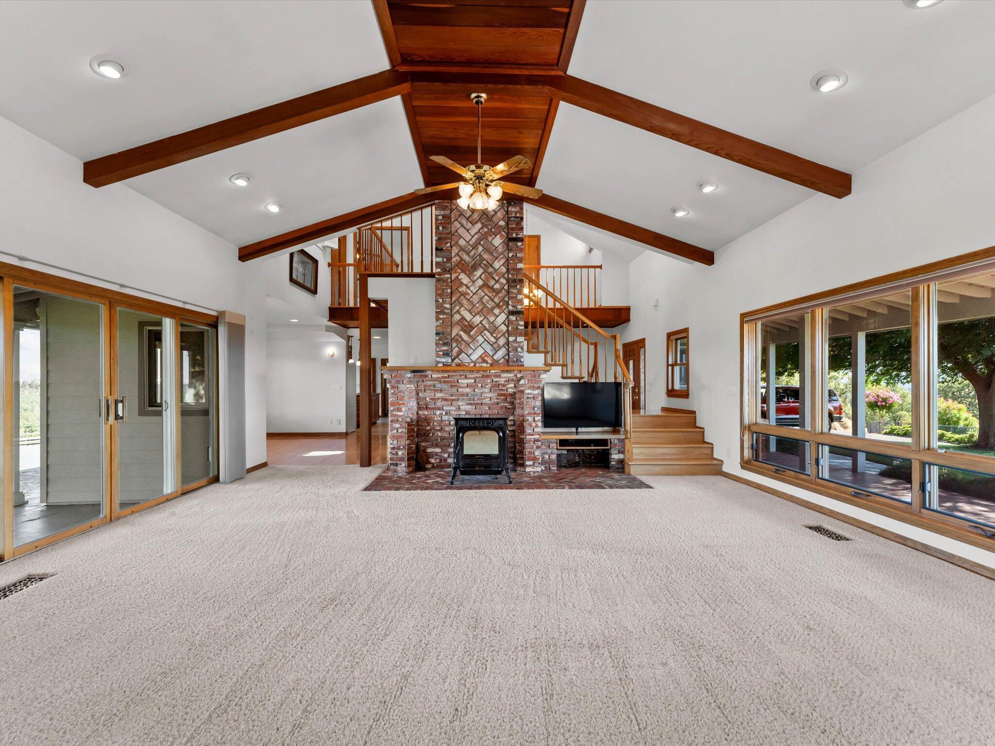 Palo Cedro, California, 96073, United States, 4 Bedrooms Bedrooms, ,3 BathroomsBathrooms,Residential,For Sale,1993452