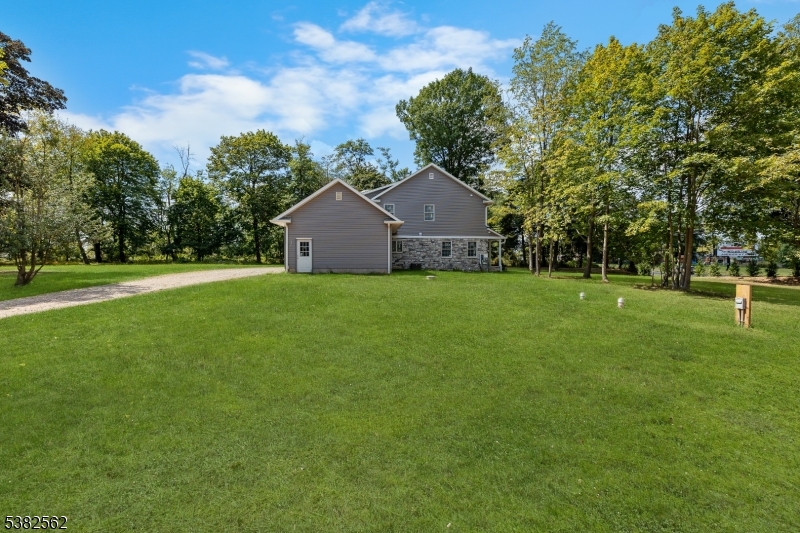 Readington Twp., New Jersey, 08853, United States, 3 Bedrooms Bedrooms, ,3 BathroomsBathrooms,Residential,For Sale,1939068