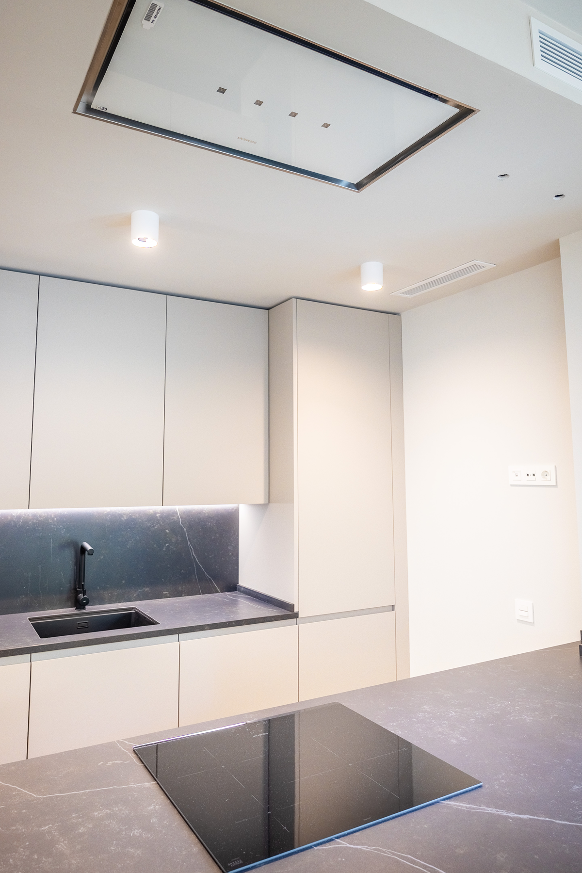  Exclusive duplex with terrace, two parking spaces and storage in Manuel Siurot - 物件實景