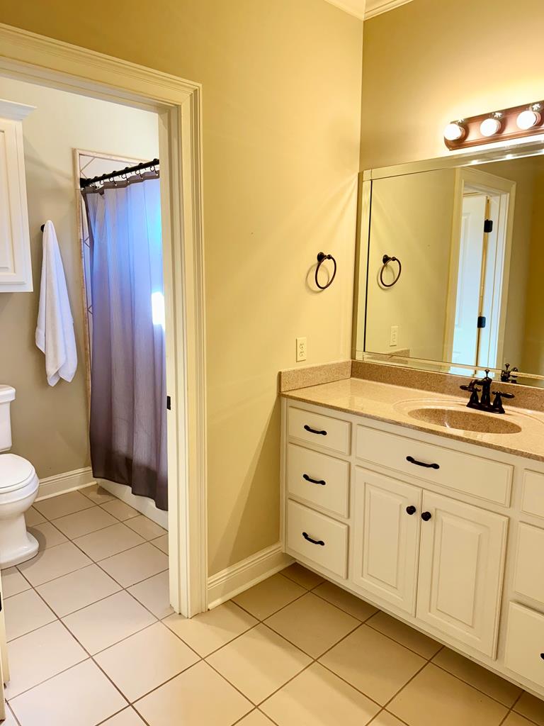 OXFORD, Mississippi, 38655, United States, 6 Bedrooms Bedrooms, ,4 BathroomsBathrooms,Residential,For Sale,1991856