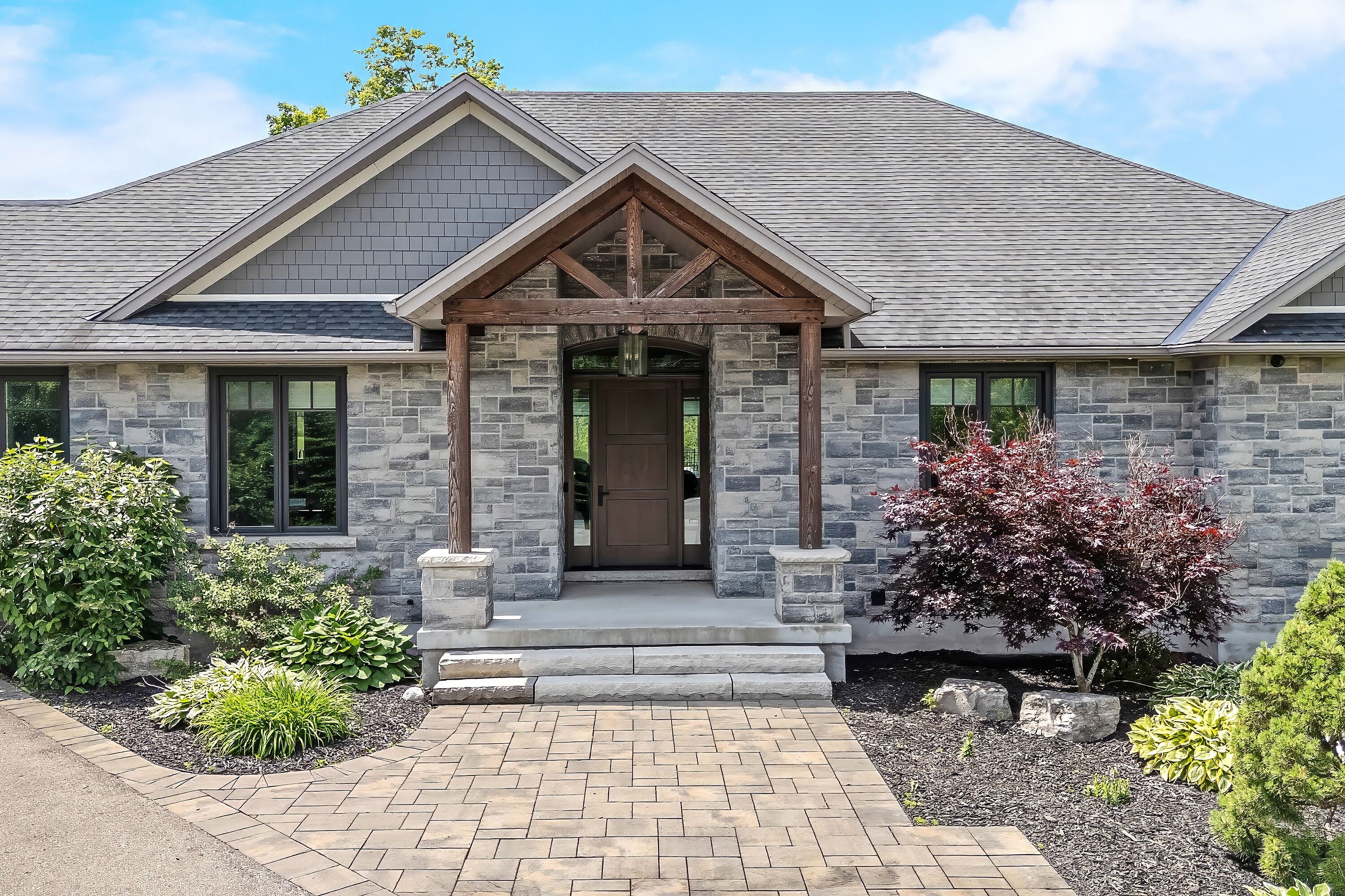  Executive Stone Bungalow - 物件實景