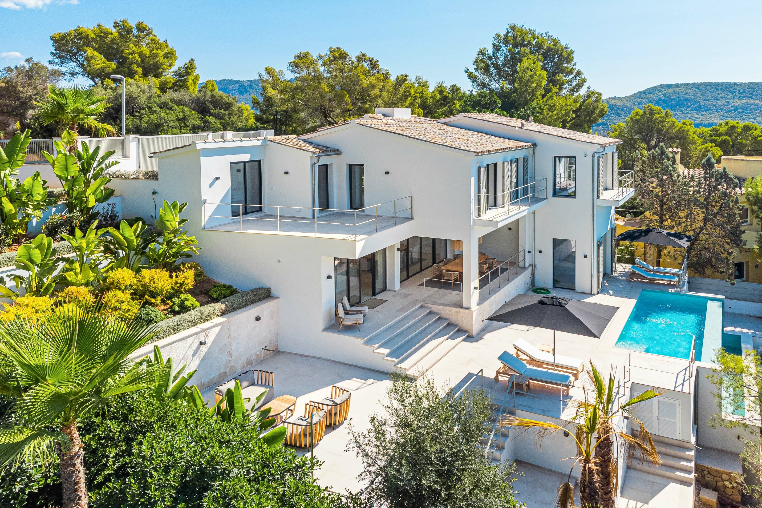 Sophisticated villa with sea and mountain views in Port d'Andratx