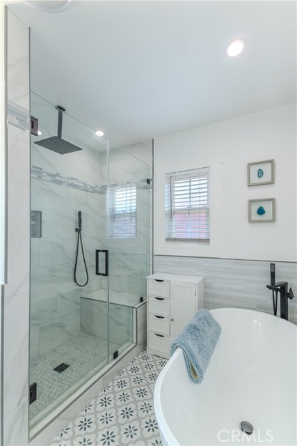 Lakewood, California, 90712, United States, 3 Bedrooms Bedrooms, ,2 BathroomsBathrooms,Residential,For Sale,1915312