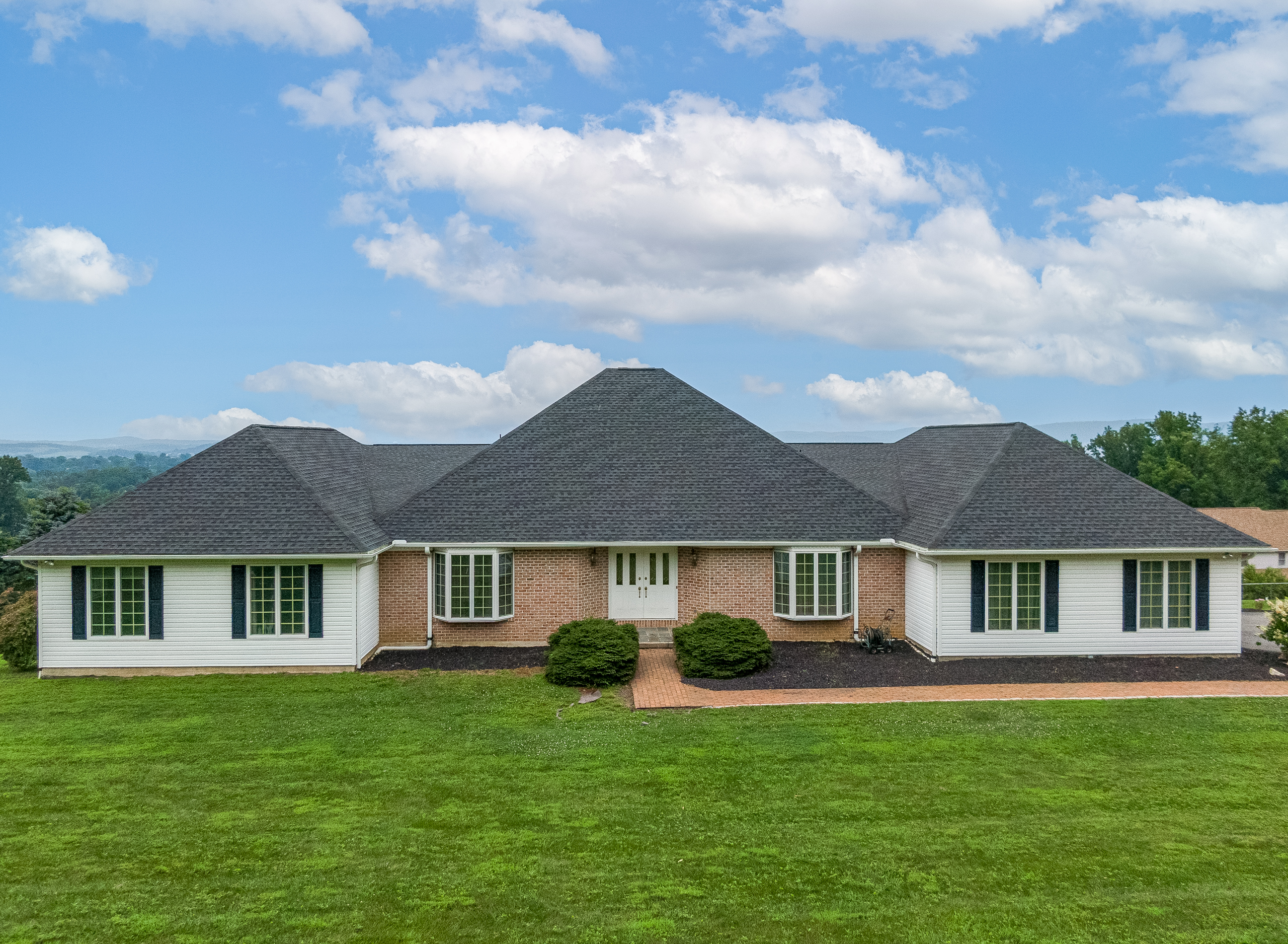 Sinking Spring, Pennsylvania, 19608, United States, 5 Bedrooms Bedrooms, ,5 BathroomsBathrooms,Residential,For Sale,1900747
