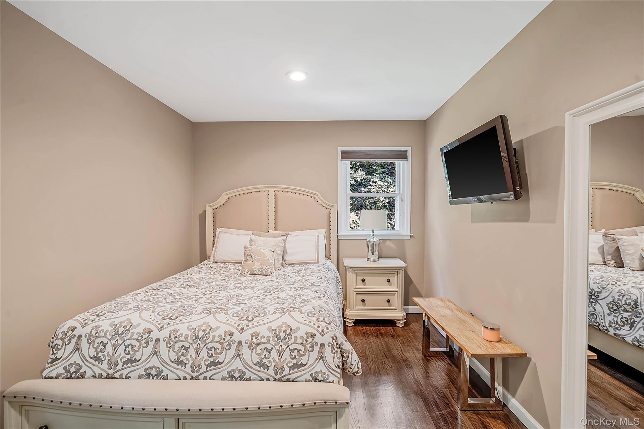  10 Williamsburg Drive, Northport, NY, 11768 - 物件實景