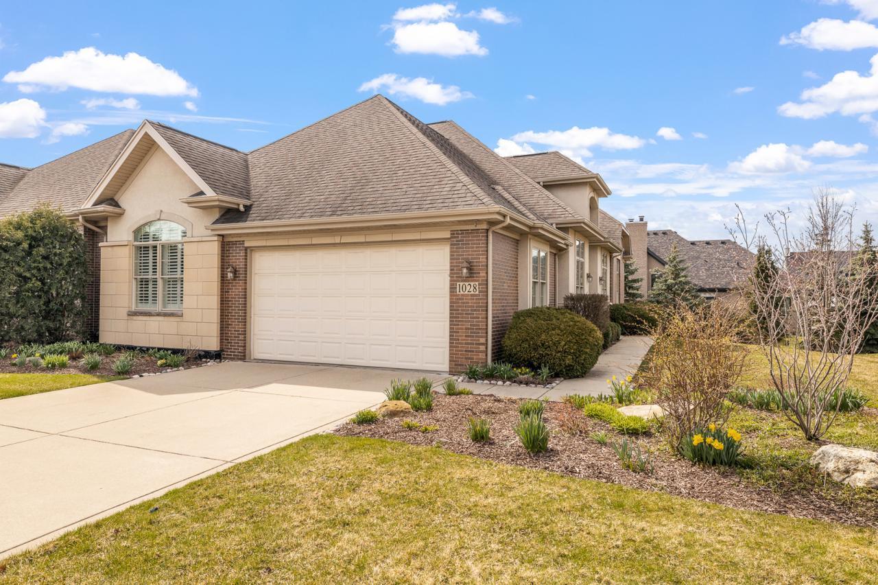 1028 LIMESTONE Drive, Lemont, Illinois, 60439, United States, 3 Bedrooms Bedrooms, ,3 BathroomsBathrooms,Residential,For Sale,1028 LIMESTONE Drive,1658928