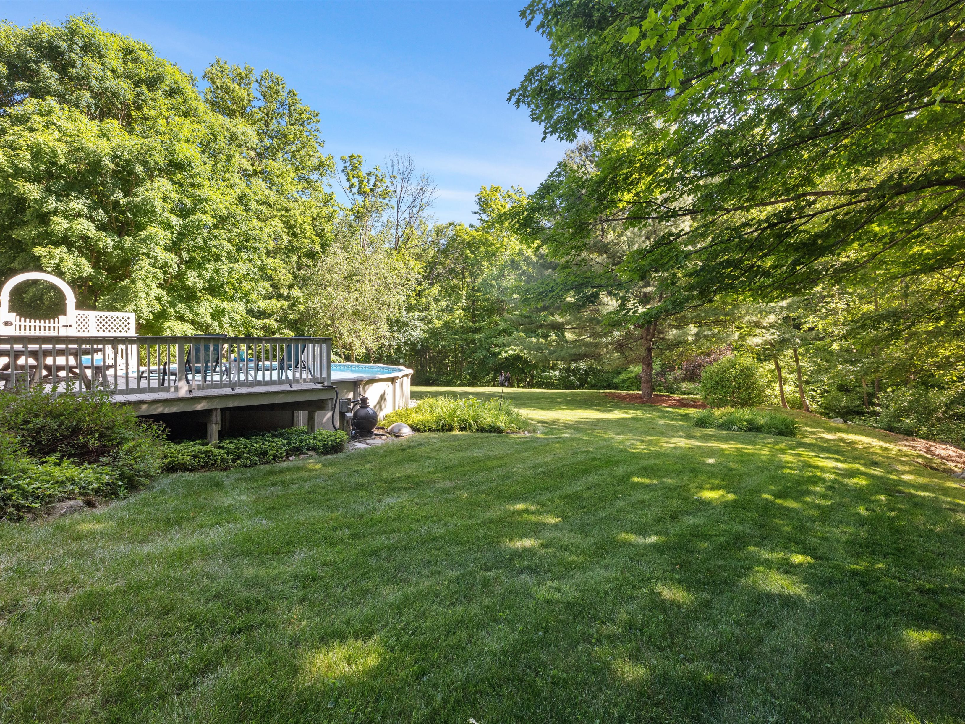  61 Beach Street, Millbury, MA 01527 - 物件實景