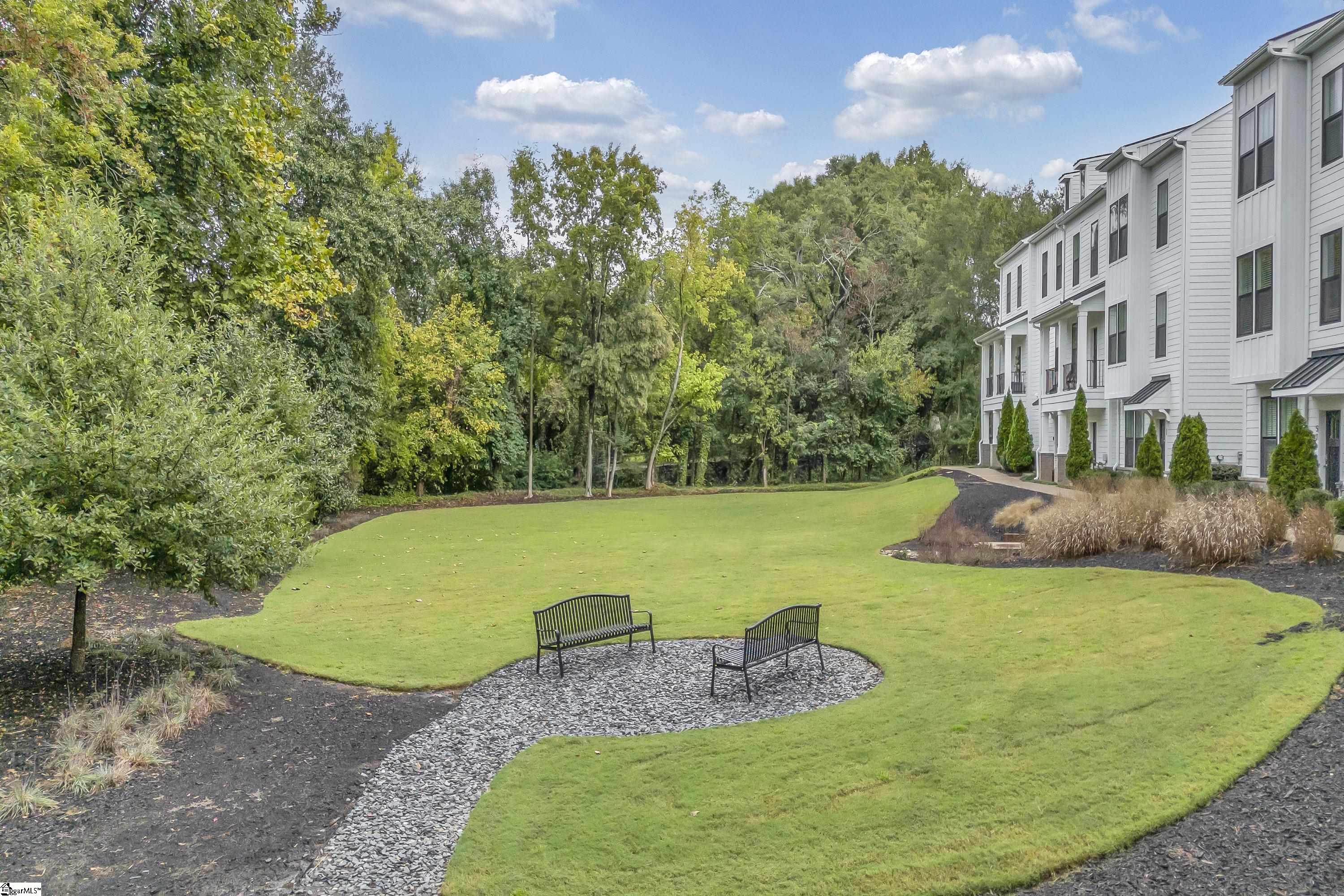 Greenville, South Carolina, 29605, United States, 3 Bedrooms Bedrooms, ,4 BathroomsBathrooms,Residential,For Sale,1958352