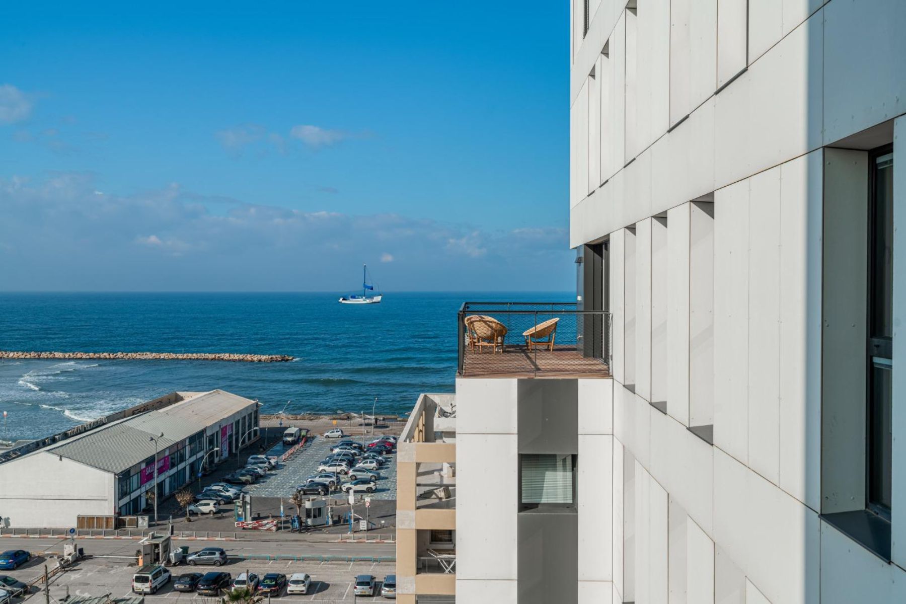  Sea View Designer Mini Penthouse by Metzizim Beach - 物件實景