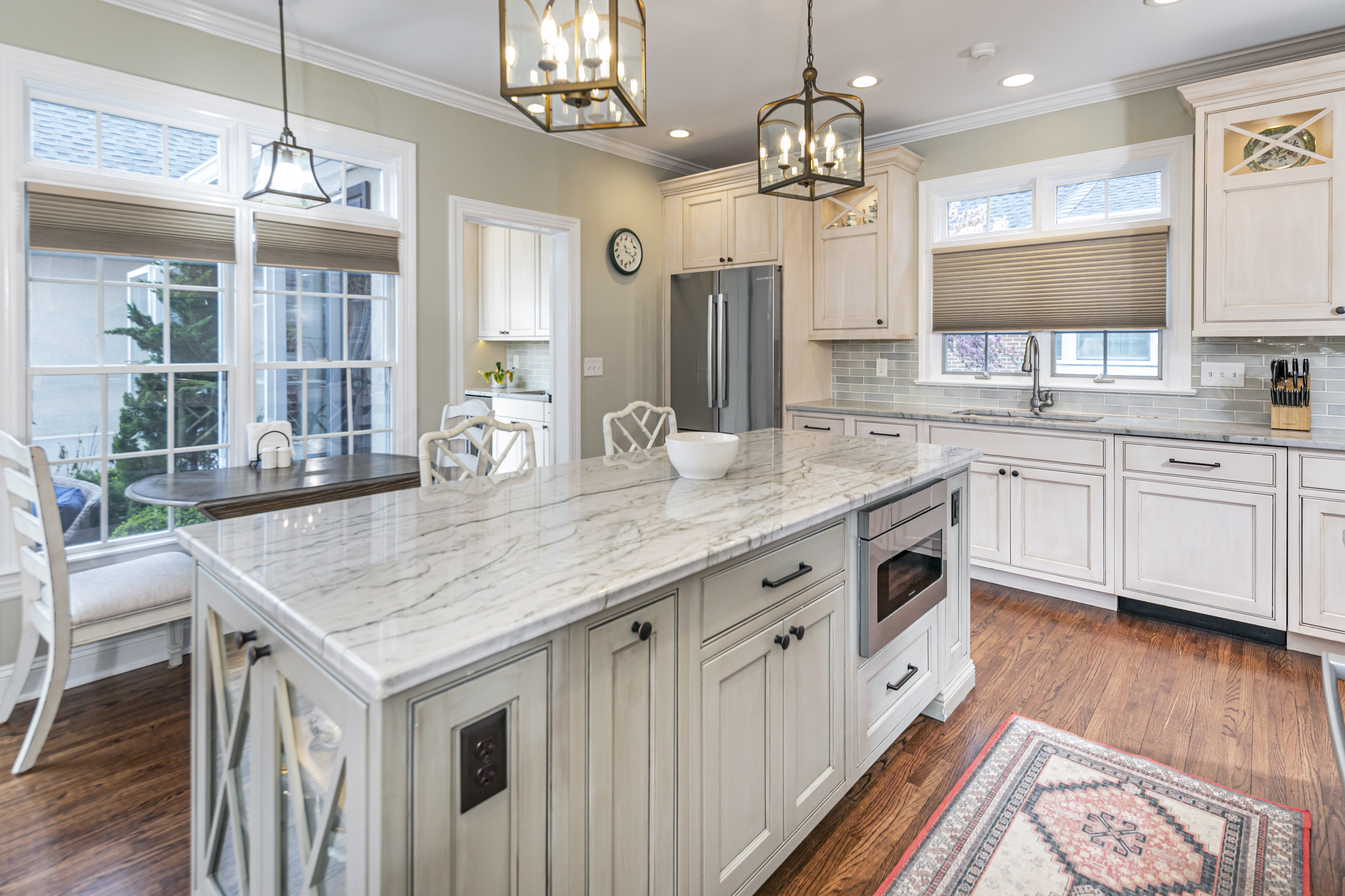  Exceptional Design and Thoughtful Updates in a Rare Governors Lane Offering - 物件實景