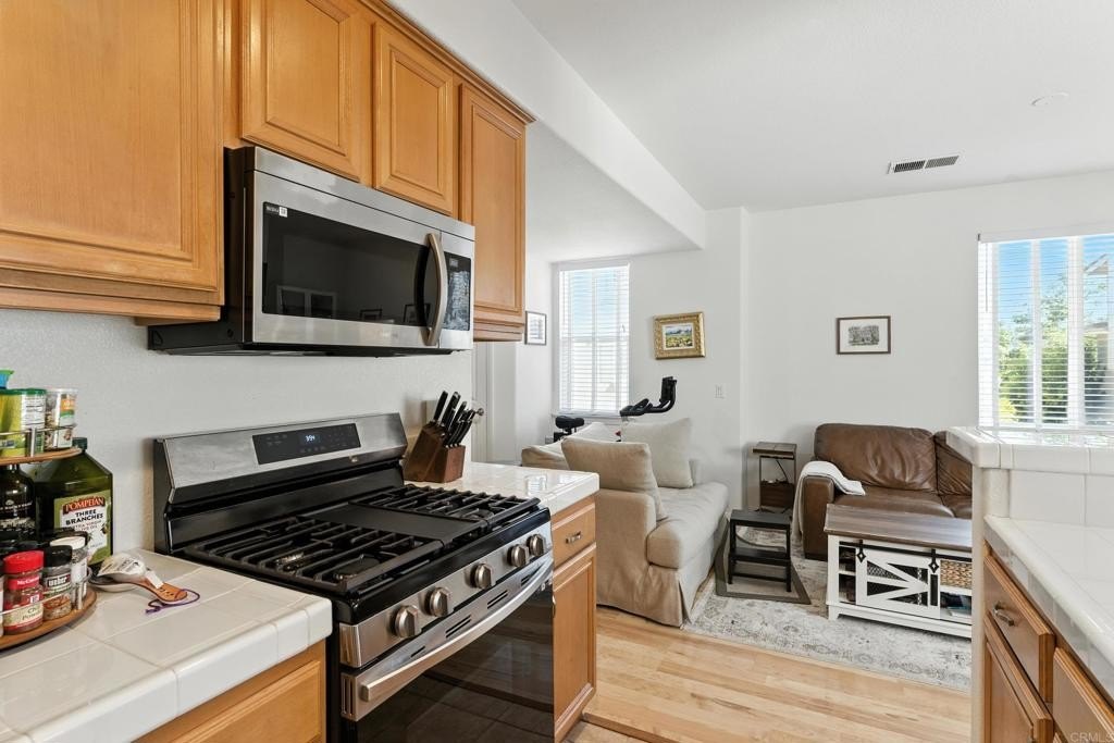 San Diego, California, 92128, United States, 3 Bedrooms Bedrooms, ,3 BathroomsBathrooms,Residential,For Sale,1907437