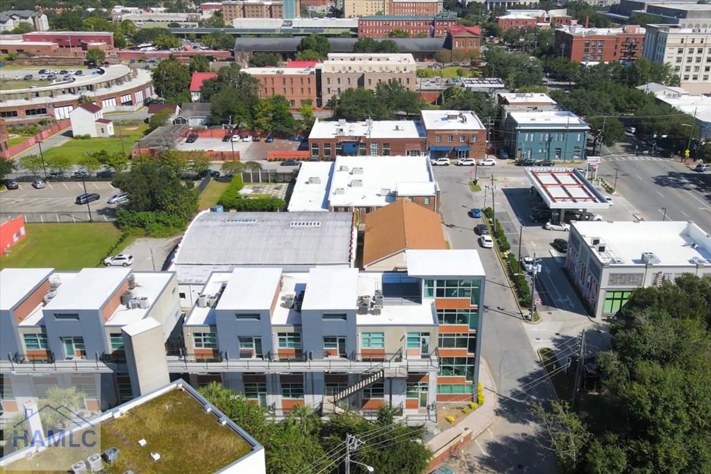 Savannah, Georgia, 31401, United States, 2 Bedrooms Bedrooms, ,3 BathroomsBathrooms,Residential,For Sale,1957679