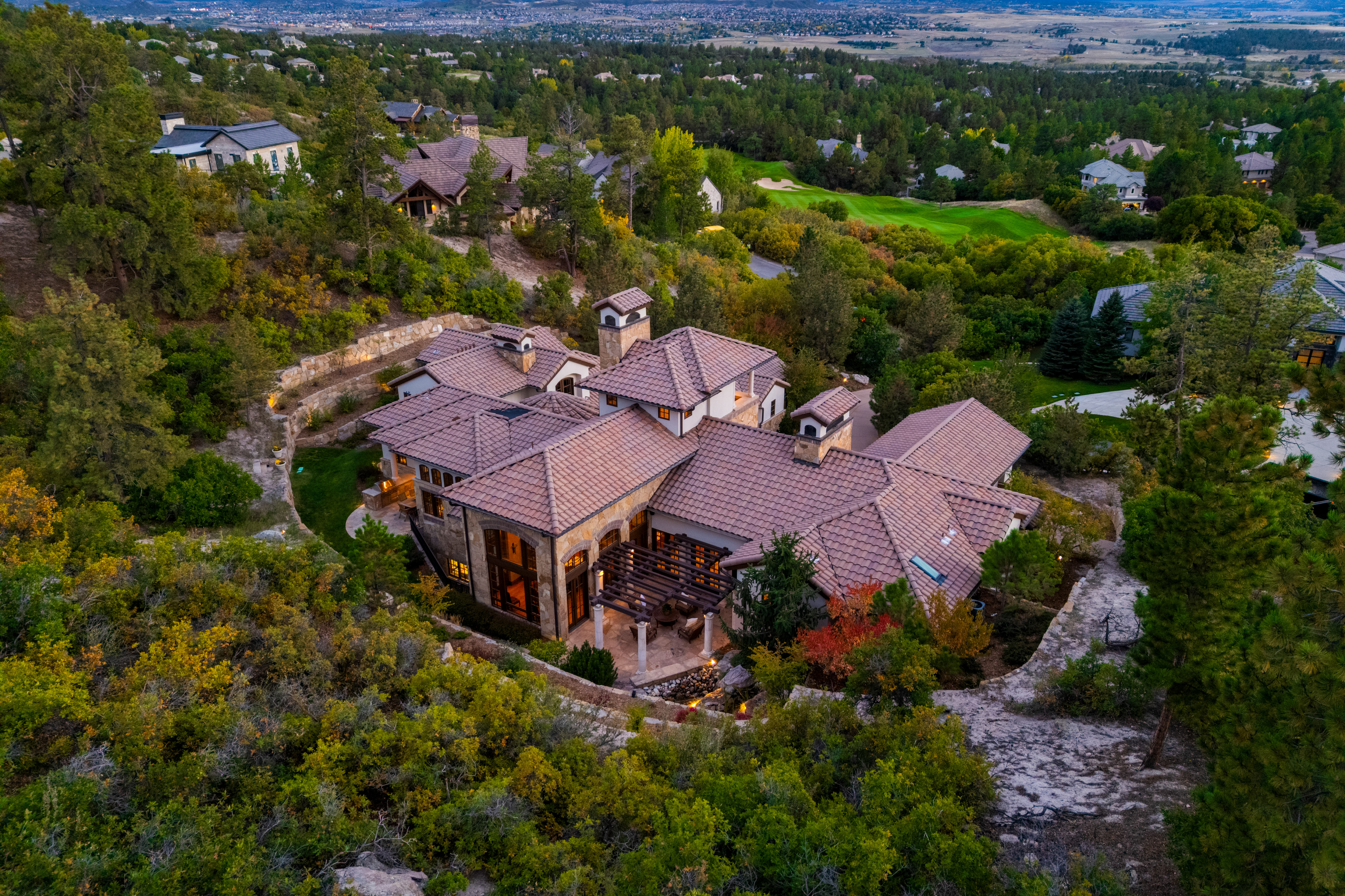  Award-Winning Tuscan-Inspired Estate - 物件實景