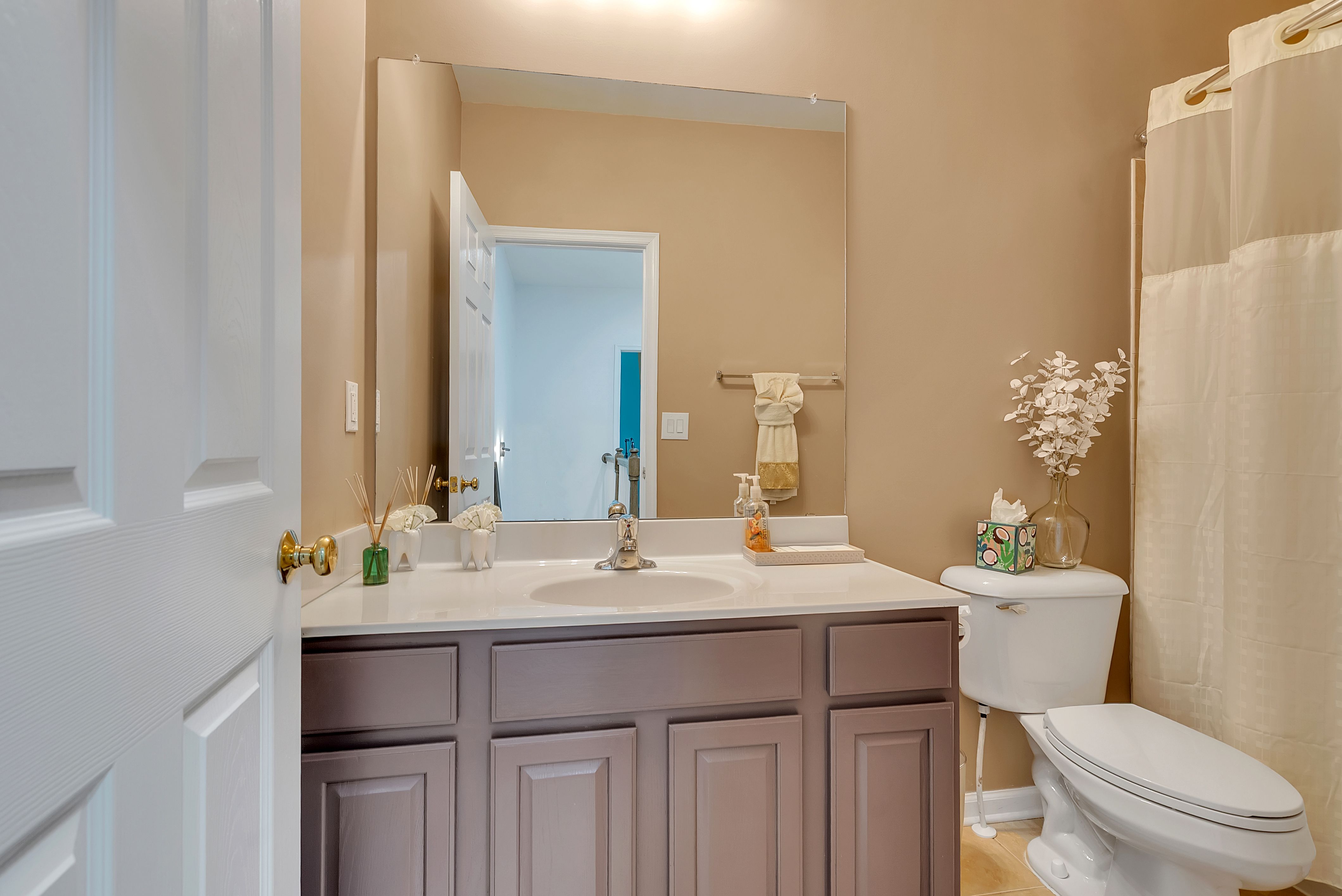  906 Memorial Drive, Belleville, NJ, 07109 - 物件實景