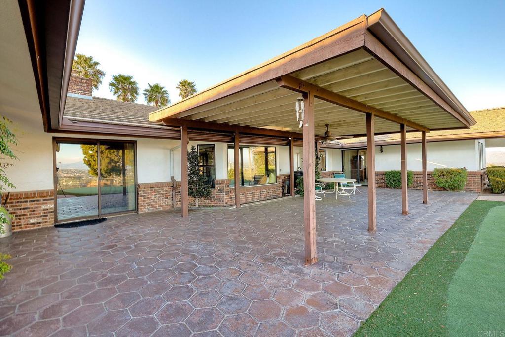 576 Camino De La Cima, San Marcos, California, 92078, United States, 5 Bedrooms Bedrooms, ,4 BathroomsBathrooms,Residential,For Sale,576 Camino De La Cima,1622114