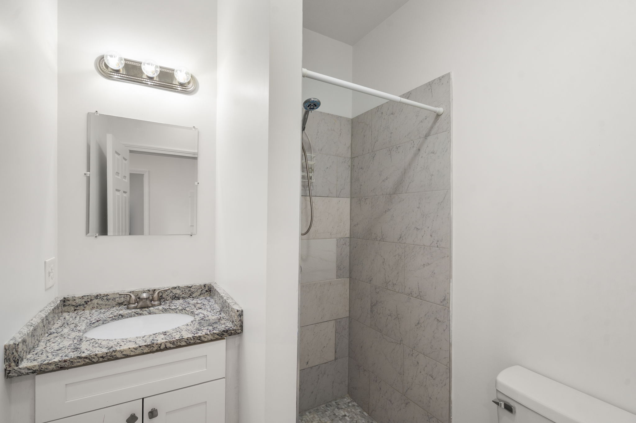  145-147 Canterbury Street, Worcester, MA, 01603 - 物件實景