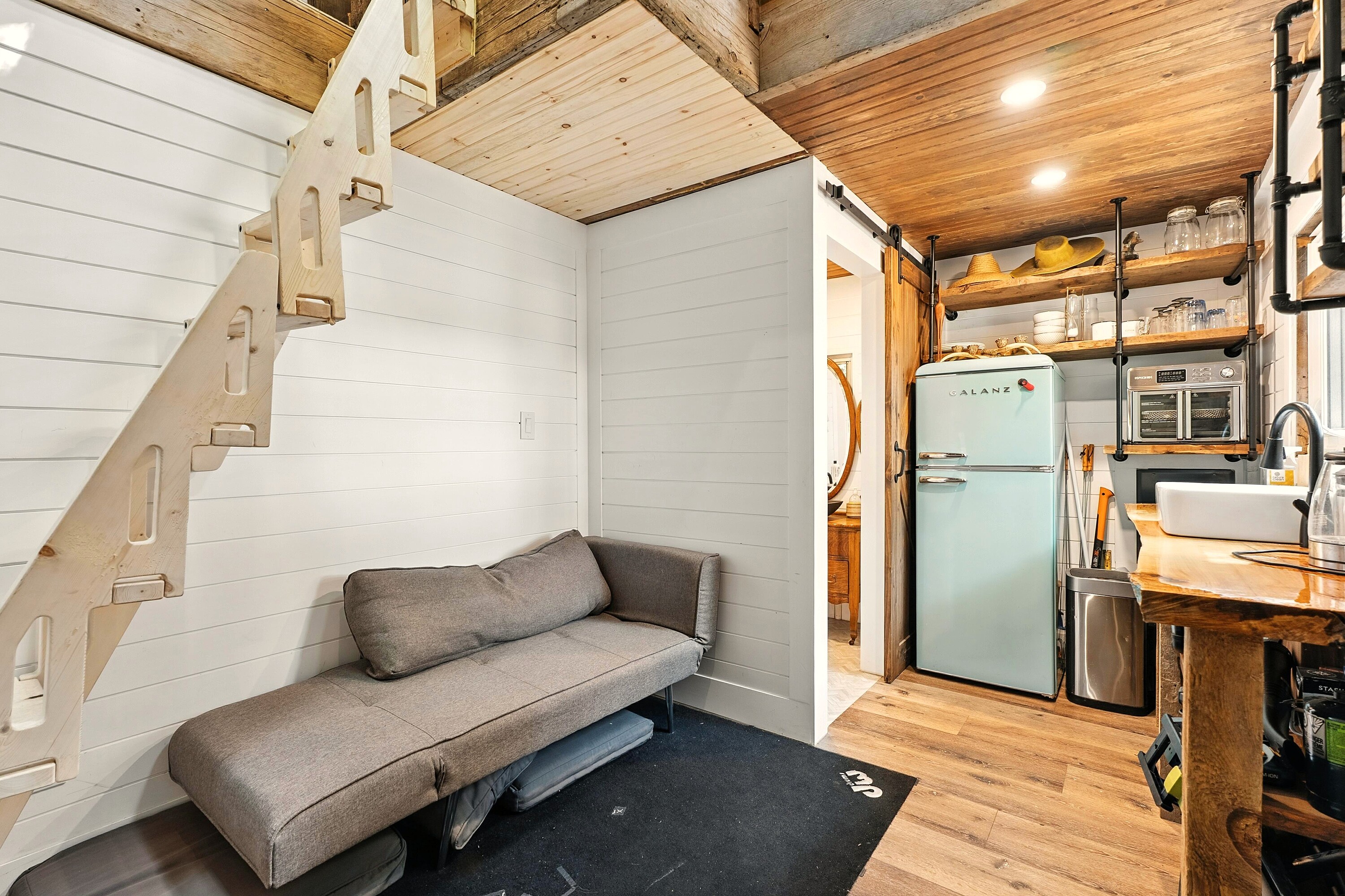  Echo Beach - 物件實景