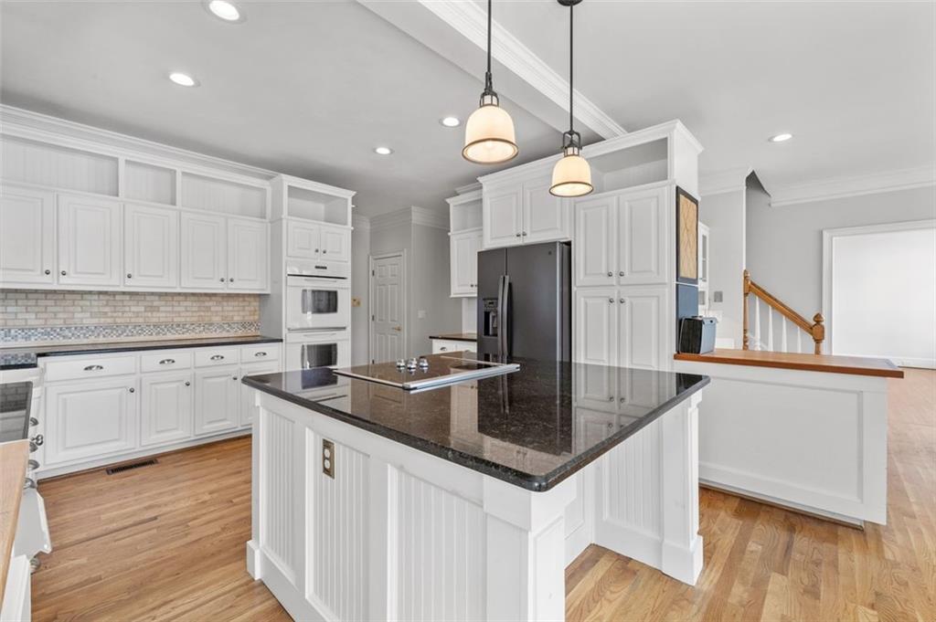 Jonesboro, Georgia, 30236, United States, 5 Bedrooms Bedrooms, ,5 BathroomsBathrooms,Residential,For Sale,1889990