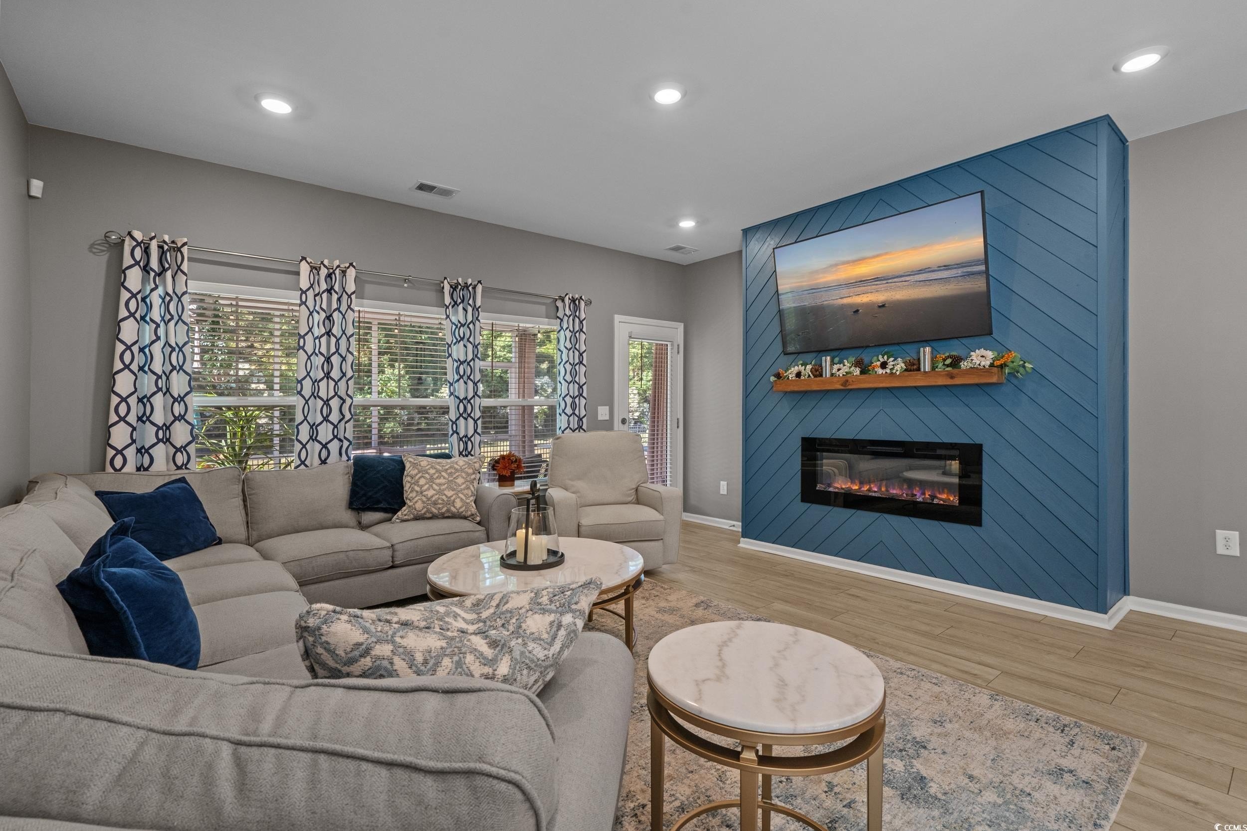 Myrtle Beach, South Carolina, 29577, United States, 5 Bedrooms Bedrooms, ,4 BathroomsBathrooms,Residential,For Sale,2005538