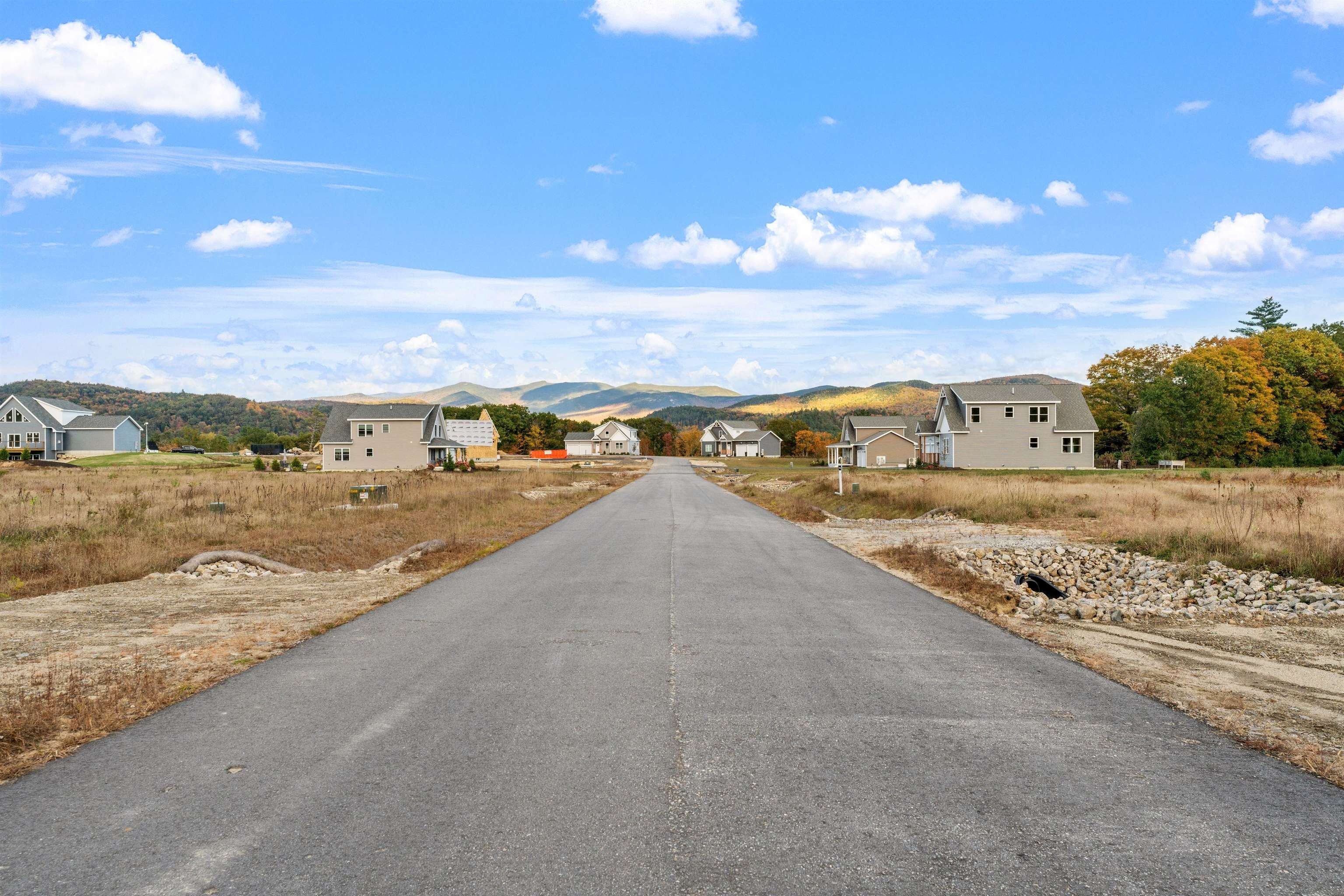 Thornton, New Hampshire, 03285, United States, 3 Bedrooms Bedrooms, ,3 BathroomsBathrooms,Residential,For Sale,1928868