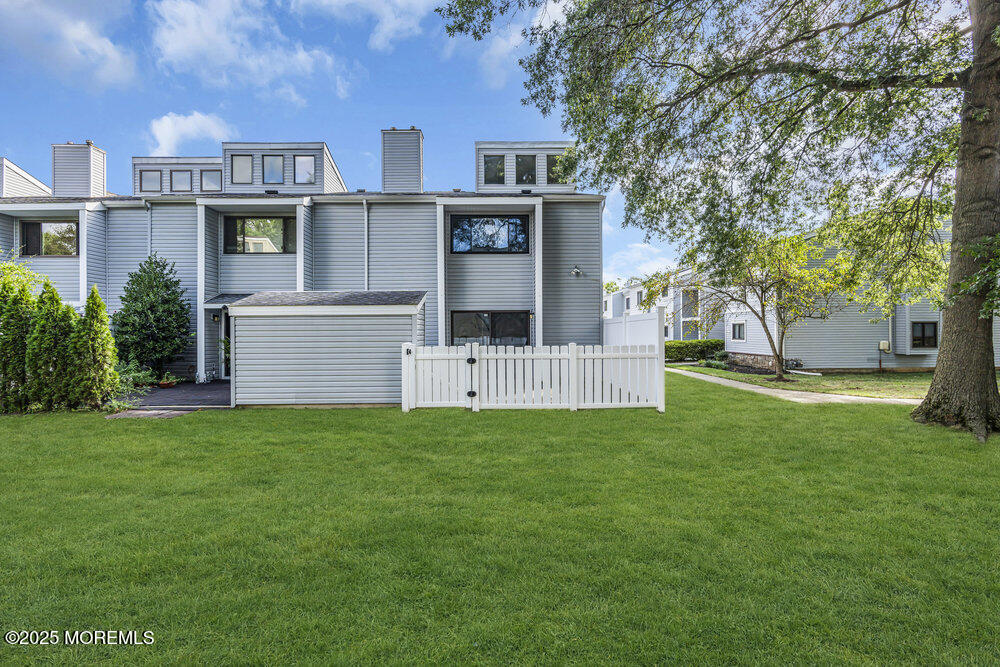 Tinton Falls, New Jersey, 07724, United States, 3 Bedrooms Bedrooms, ,3 BathroomsBathrooms,Residential,For Sale,1923541