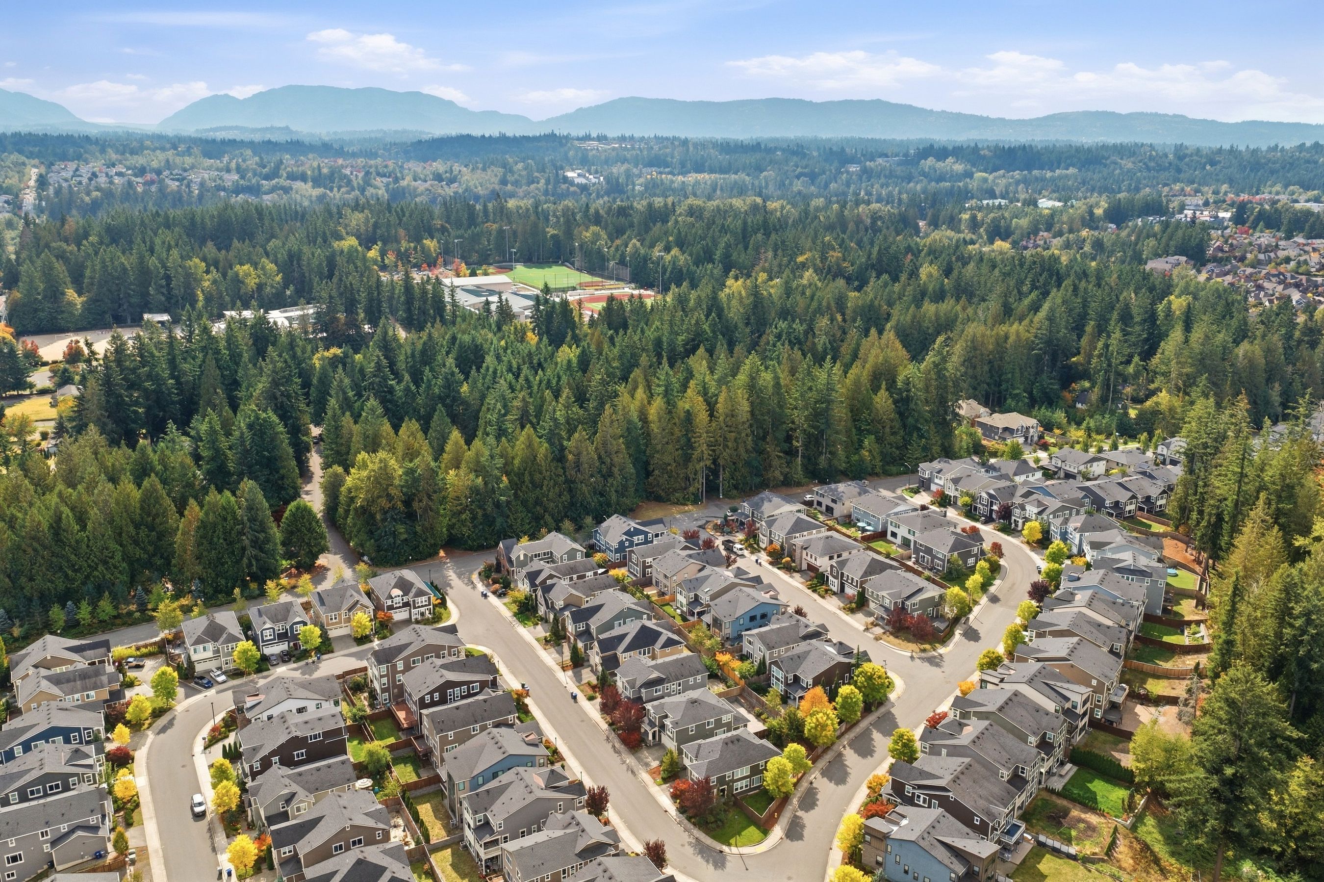 1444 242nd Avenue Northeast, Sammamish, WA 98074 - 物件實景