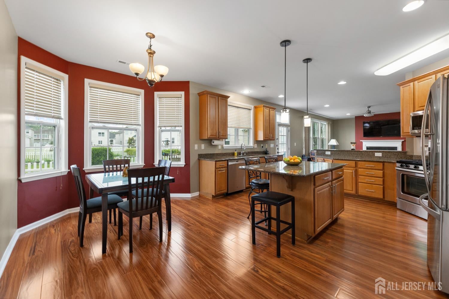 Piscataway, New Jersey, 08854, United States, 4 Bedrooms Bedrooms, ,3 BathroomsBathrooms,Residential,For Sale,1889779