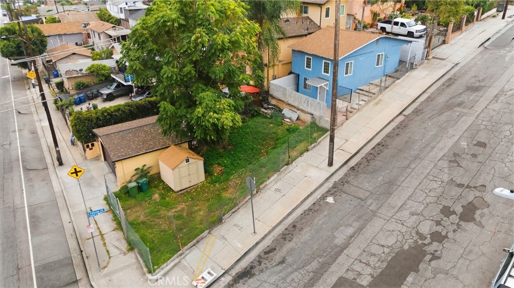 Los Angeles, California, 90063, United States, 2 Bedrooms Bedrooms, ,1 BathroomBathrooms,Residential,For Sale,1990786