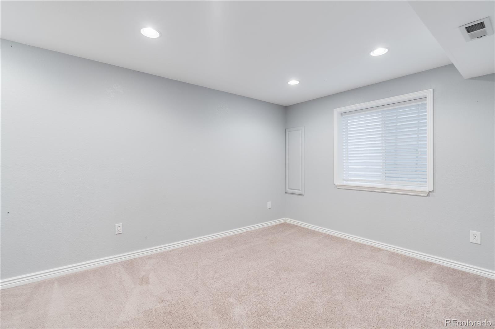 Westminster, Colorado, 80031, United States, 5 Bedrooms Bedrooms, ,3 BathroomsBathrooms,Residential,For Sale,1906070