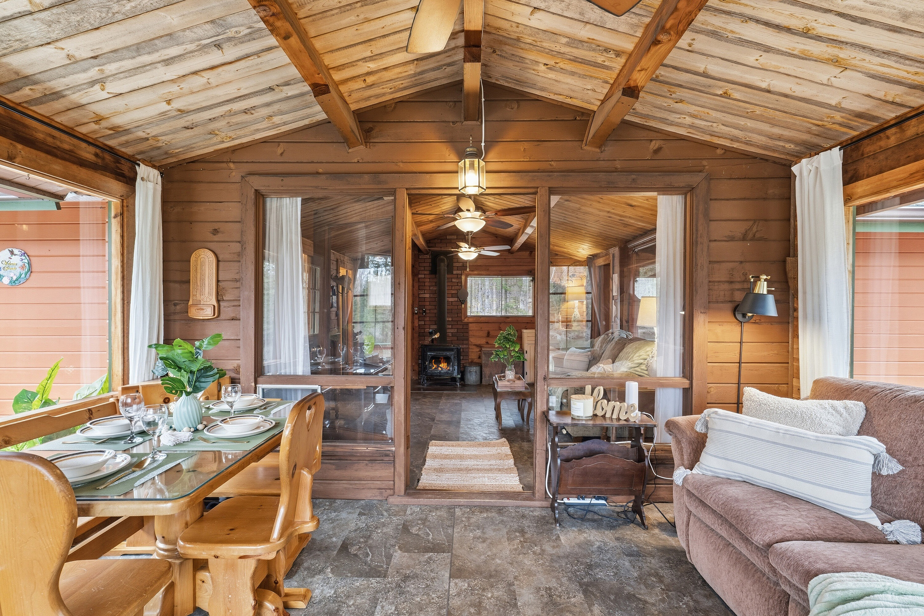  Muskoka River Cottage Charm - 物件實景