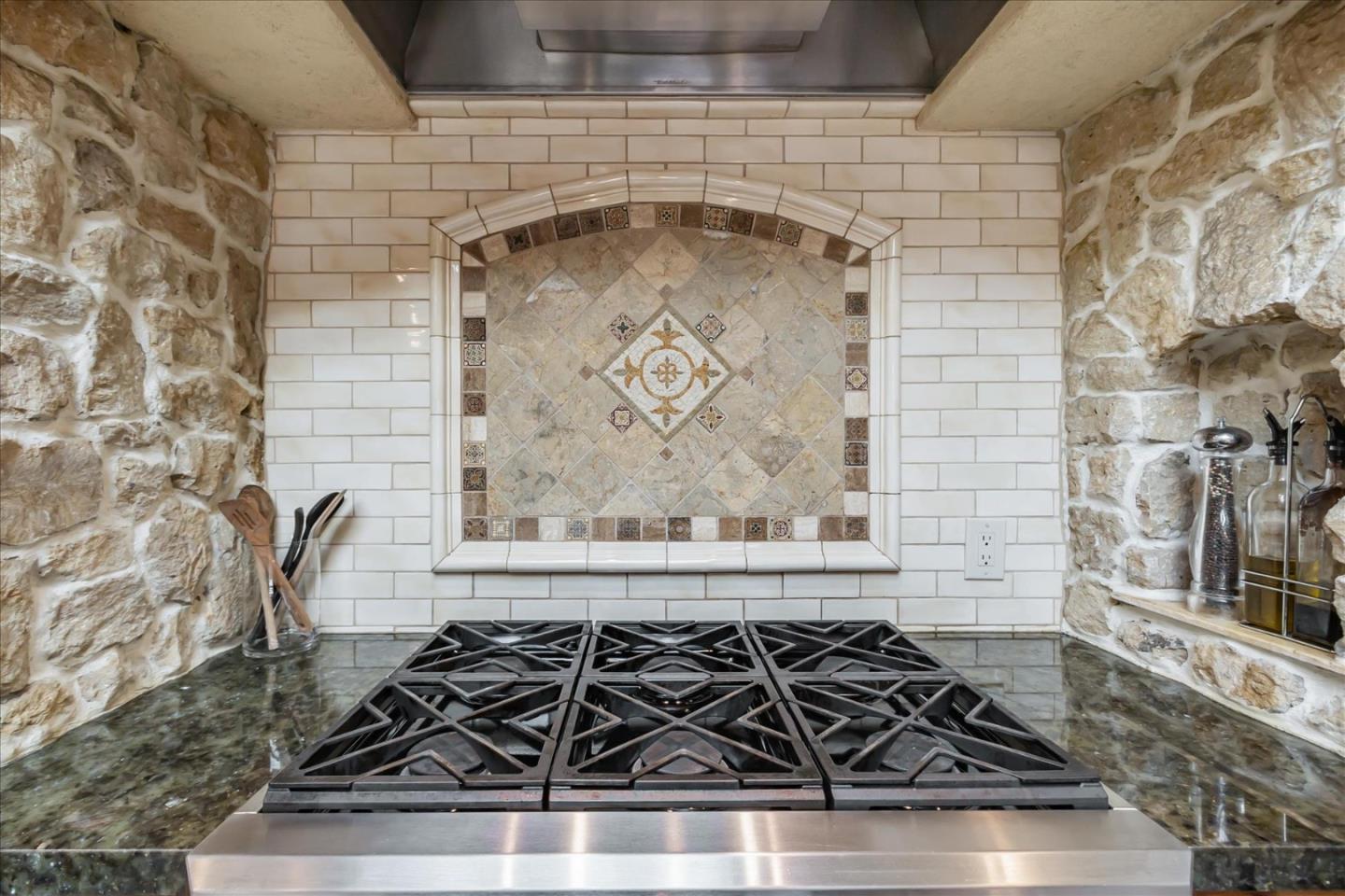 San Jose, California, 95125, United States, 5 Bedrooms Bedrooms, ,3 BathroomsBathrooms,Residential,For Sale,1911321